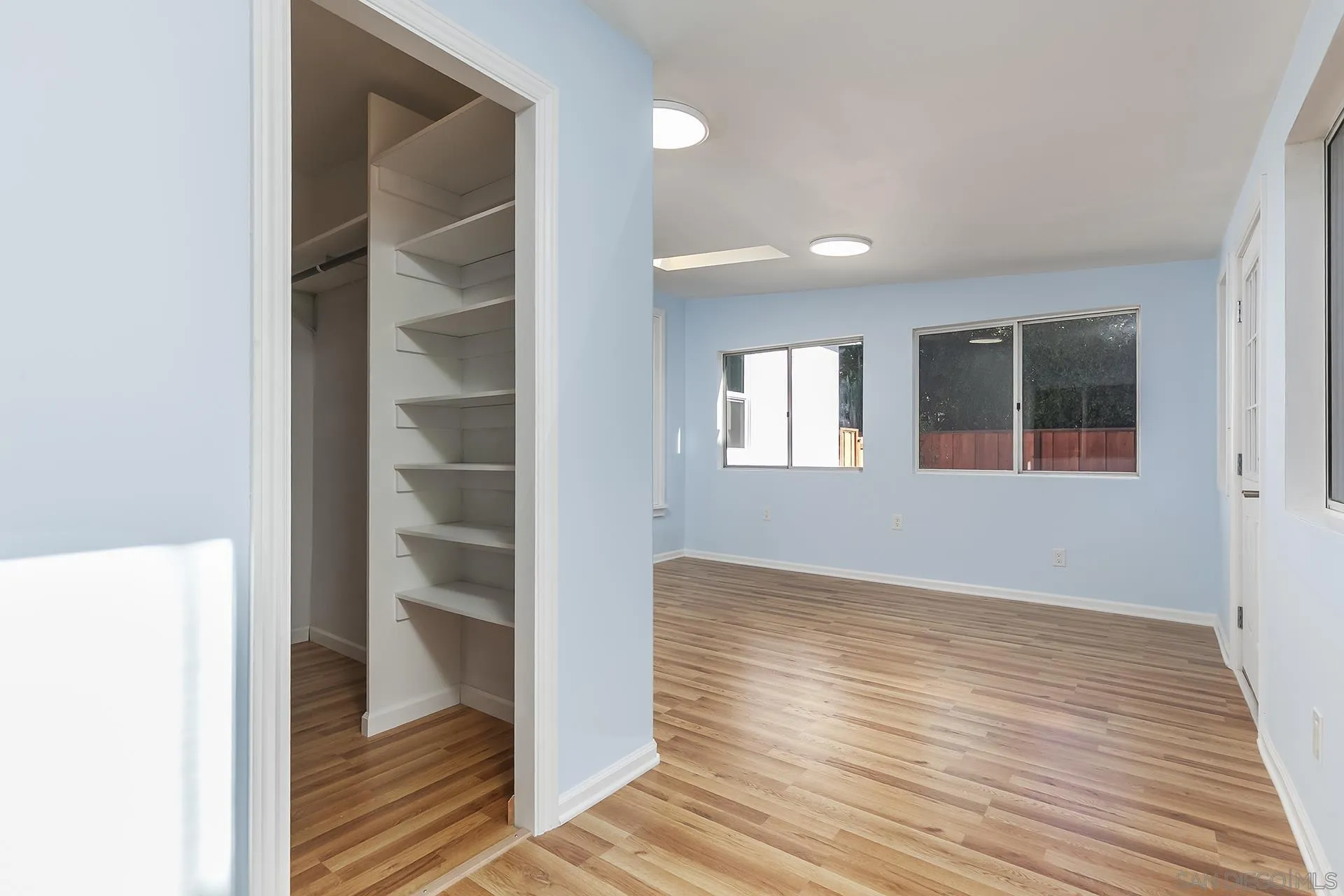 https://cdn.realtyfeed.com/cdn/127/260004996/b9a064da24d696b00e15ae5d00829d61.webp