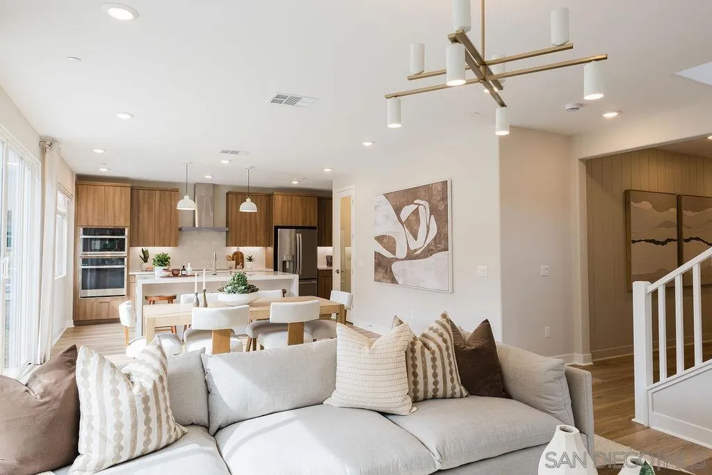https://cdn.realtyfeed.com/cdn/127/260005000/1c364b0b99800ee427b6a928a04bbe76.webp