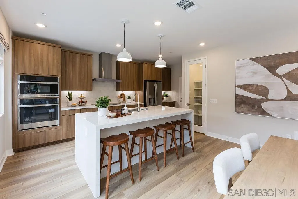 https://cdn.realtyfeed.com/cdn/127/260005000/5e78c75535eca1f6131aad419a93c8d1.webp
