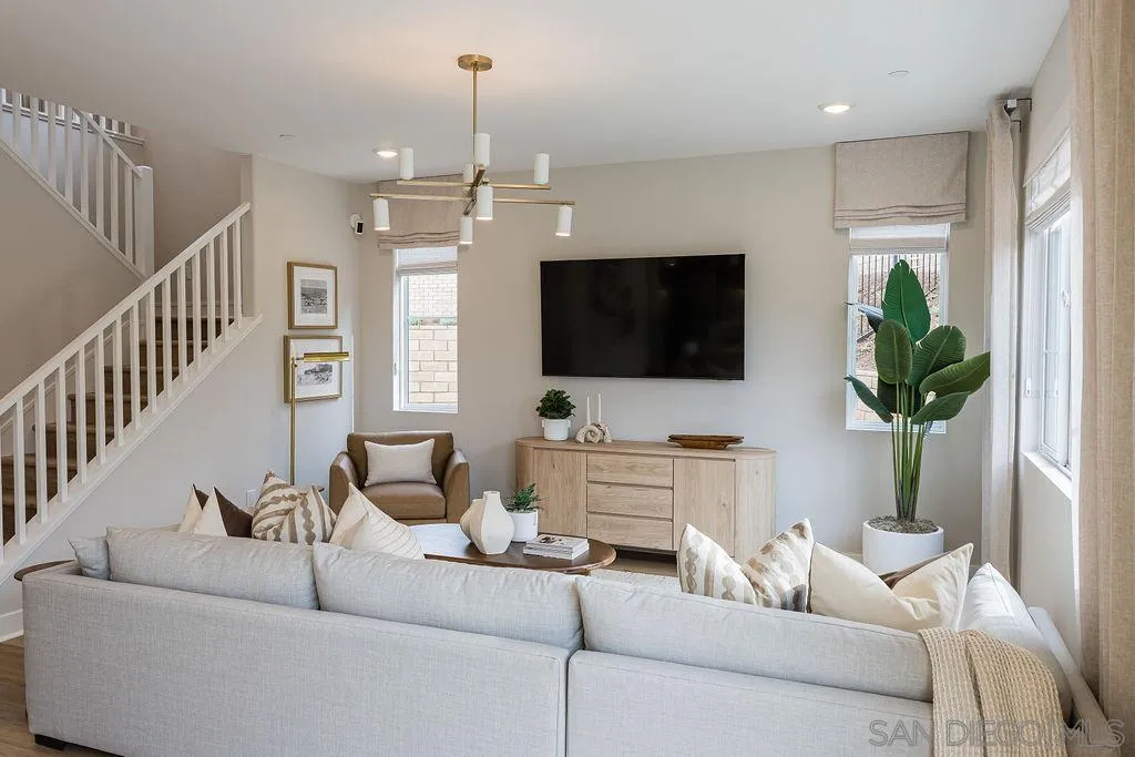 https://cdn.realtyfeed.com/cdn/127/260005000/a1c070fe6927ce1f156148b3080fe93b.webp