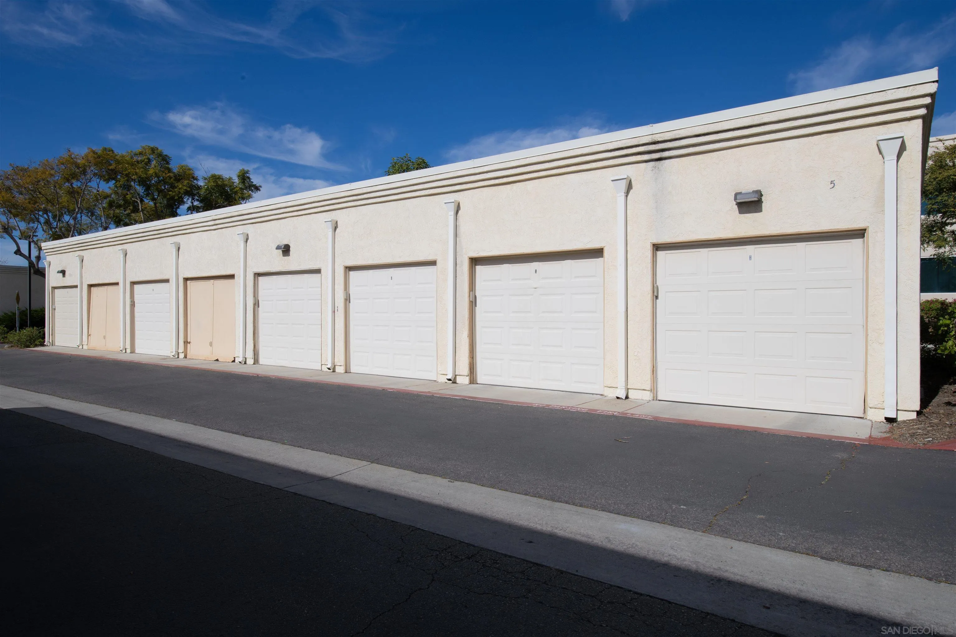 https://cdn.realtyfeed.com/cdn/127/260005007/c3017e68c5ae490e8a4d068193acb983.webp