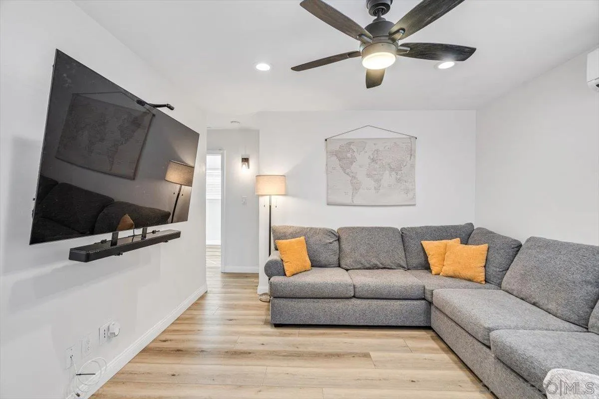 https://cdn.realtyfeed.com/cdn/127/260005009/0d654ffc1f68f015c7c7f60b7989dbc7.webp