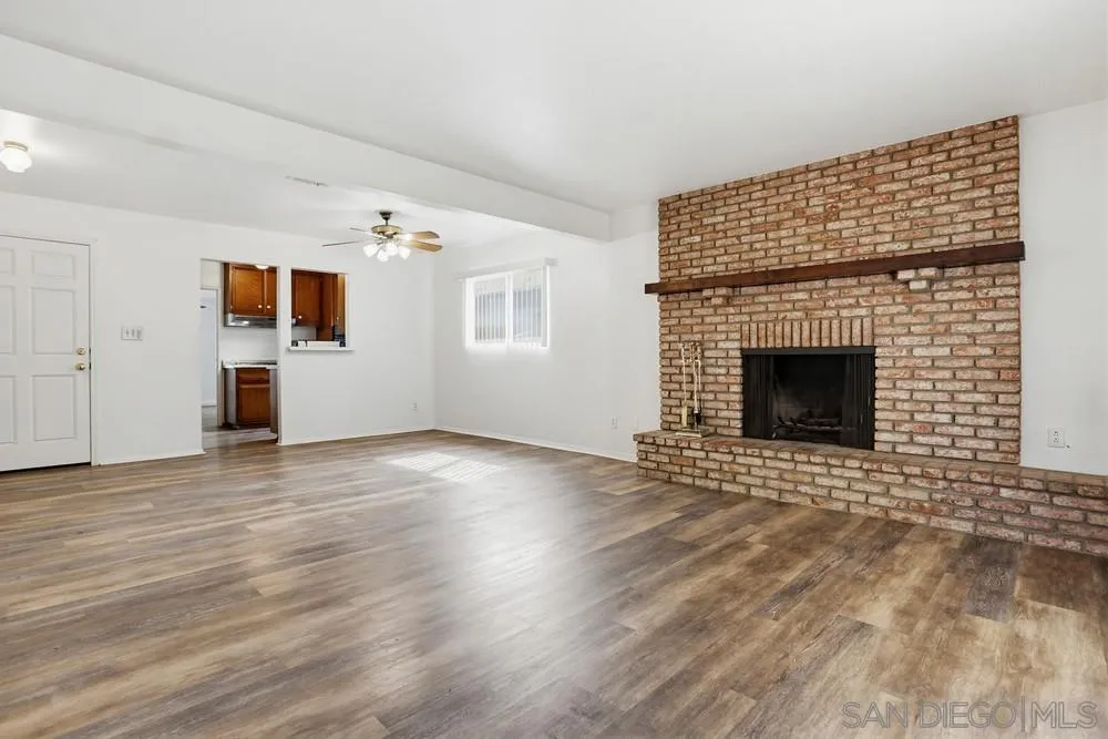 https://cdn.realtyfeed.com/cdn/127/260005010/2588ccfc7d92993fe91d08ad8f8f6050.webp