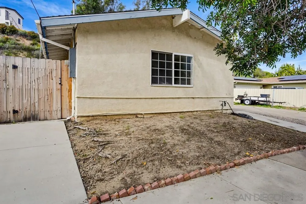 https://cdn.realtyfeed.com/cdn/127/260005010/62c7649cb28503d1d857a6771e6ab859.webp