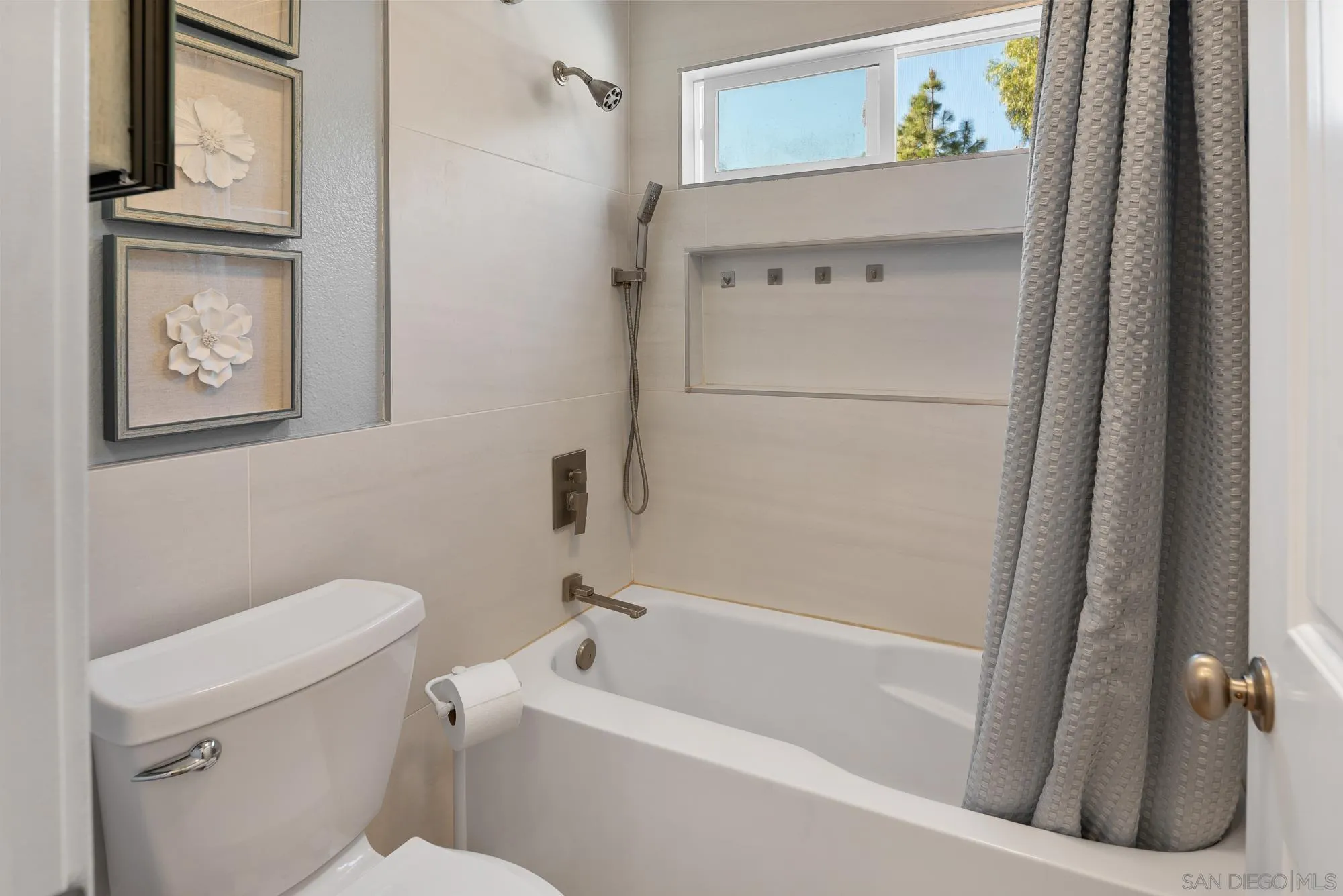 https://cdn.realtyfeed.com/cdn/127/260005012/37c82018ab2f90dadcba16c457727065.webp