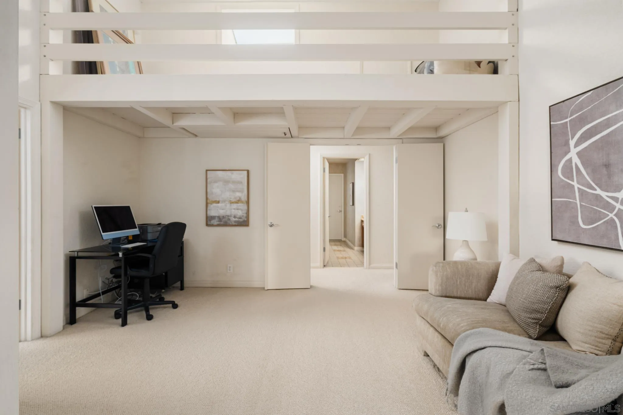 https://cdn.realtyfeed.com/cdn/127/260005015/99b046571a2878b8a0e0a0da6cb8c0e8.webp