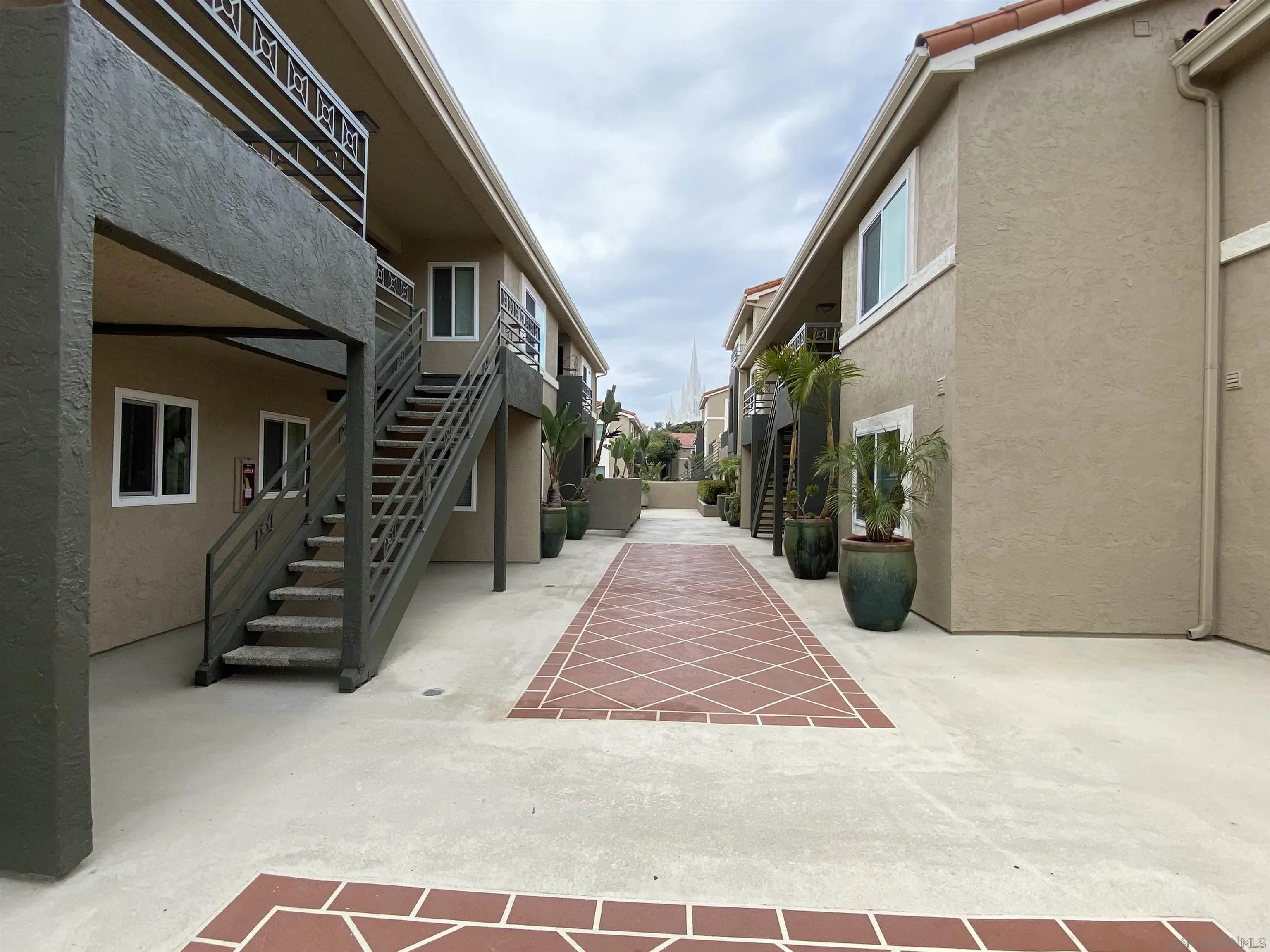 Photo #5: 260005019 Listing: Photo #5