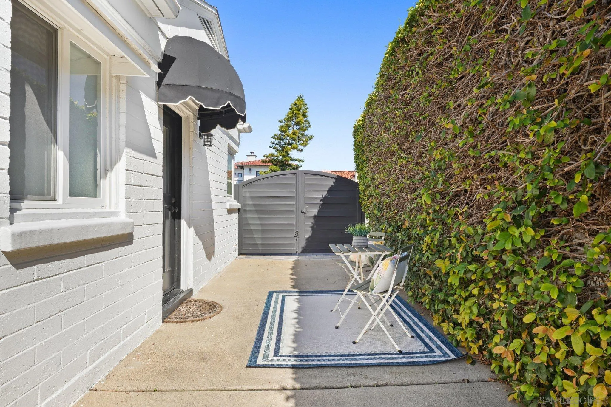 https://cdn.realtyfeed.com/cdn/127/260005023/a24d89c9bbda6d326b37f378587a2074.webp