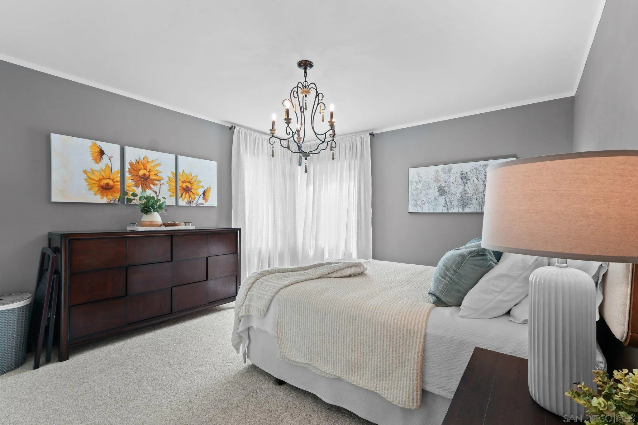 https://cdn.realtyfeed.com/cdn/127/260005023/d38f90061a400f7e4366d766795ce840.webp