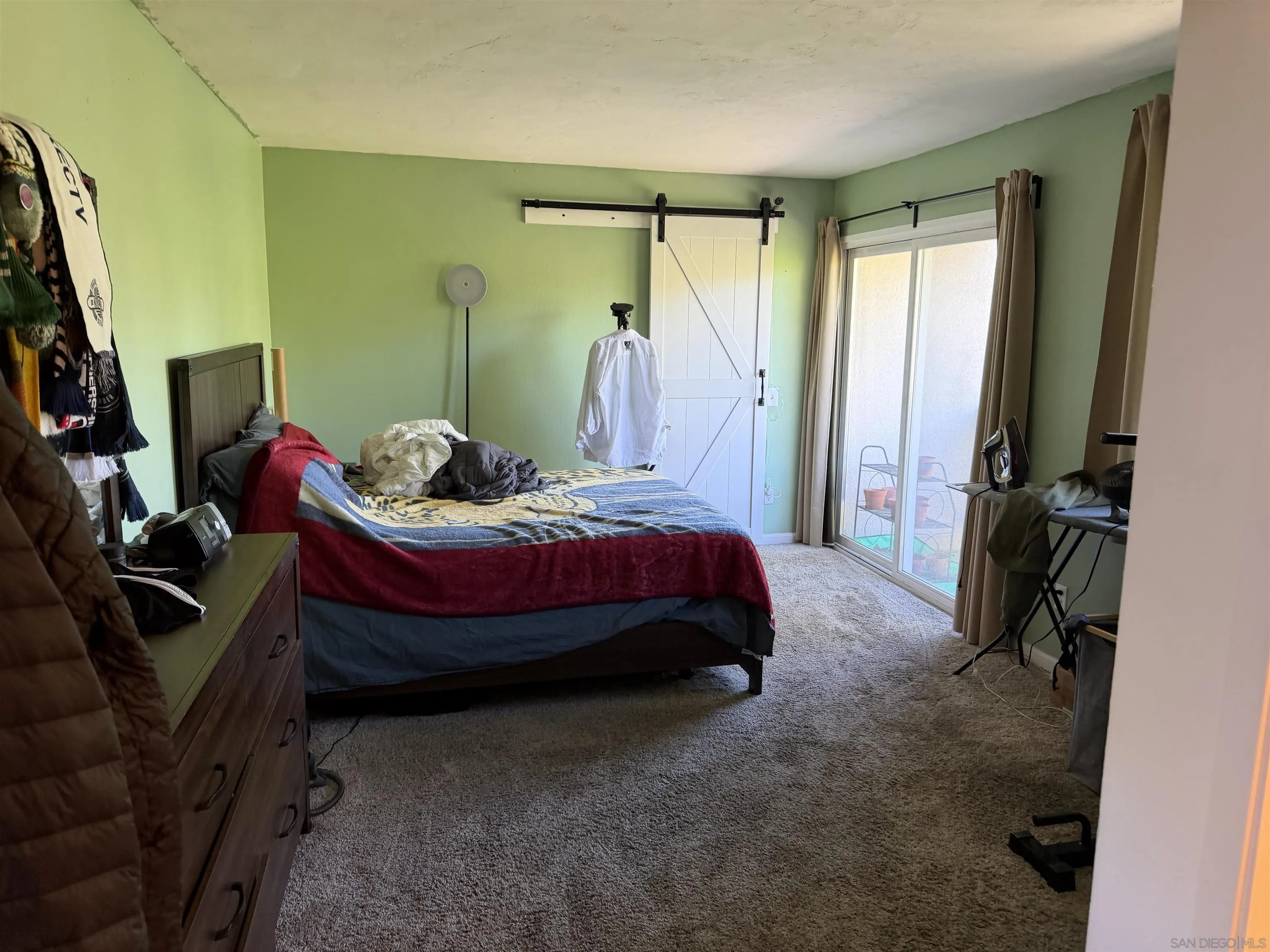 https://cdn.realtyfeed.com/cdn/127/260005027/96eb62dda6c1d92cdf8b91aff5e93917.webp