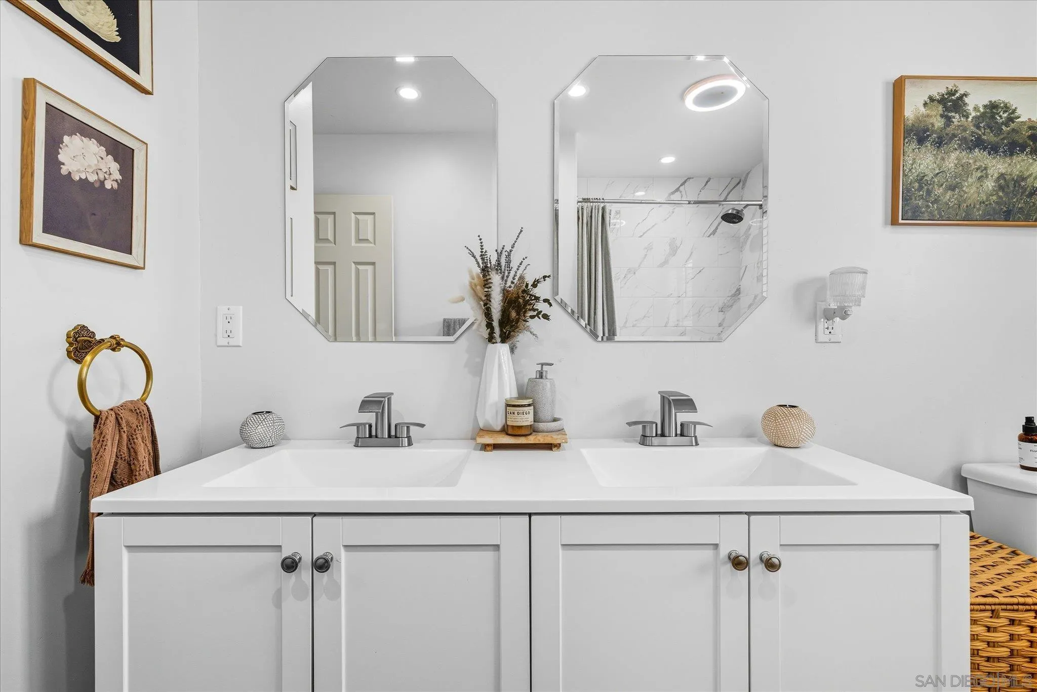 https://cdn.realtyfeed.com/cdn/127/260005031/9d0bed3ed6868771c1c7add23ed3c3db.webp