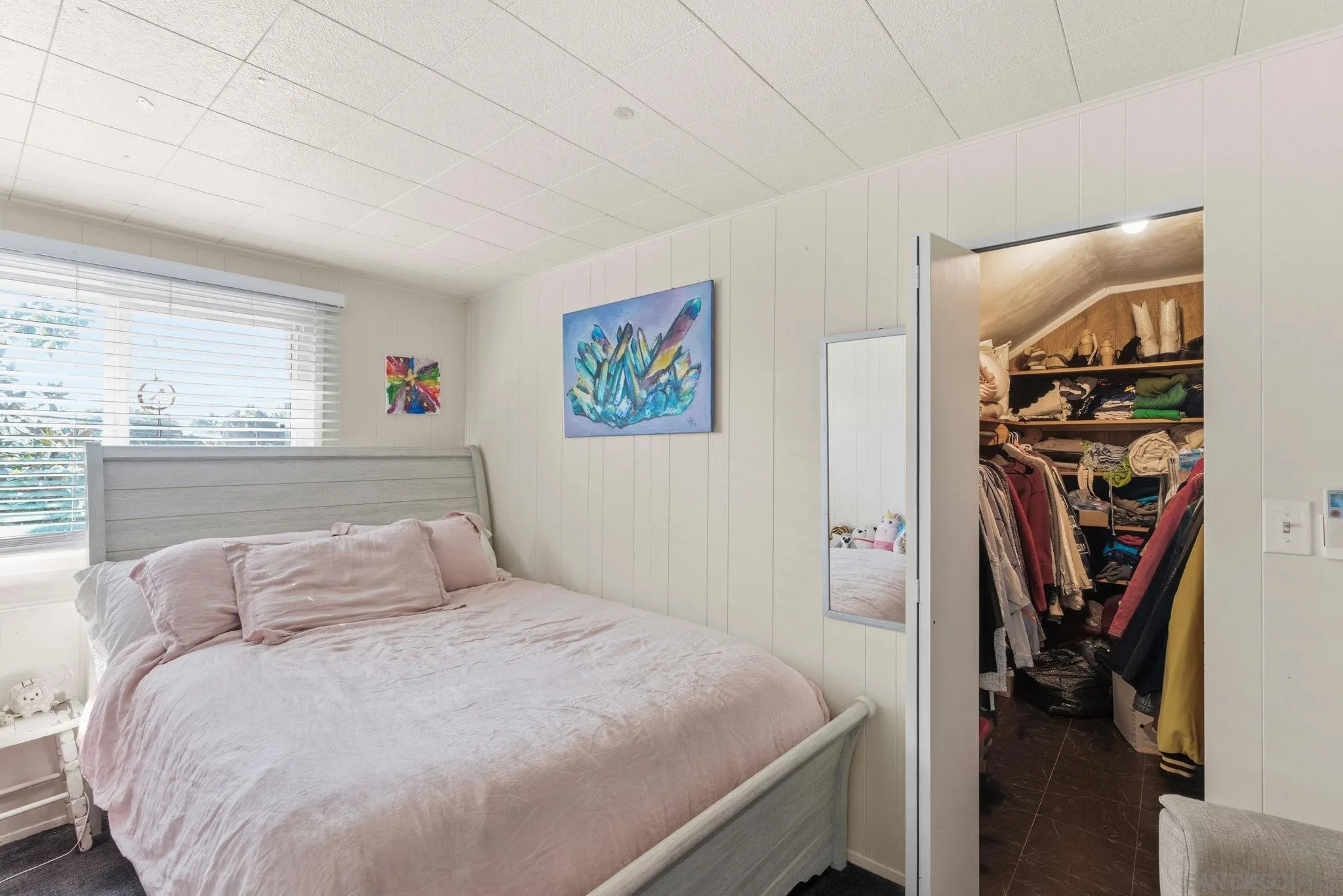 https://cdn.realtyfeed.com/cdn/127/260005032/61c09009819c001ea914b89aa3c057be.webp