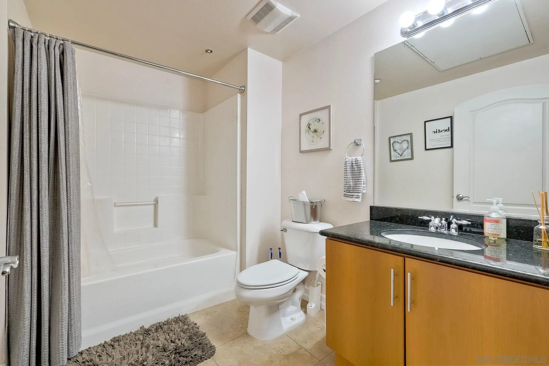 Photo #21: 260005035 Listing: Photo #21