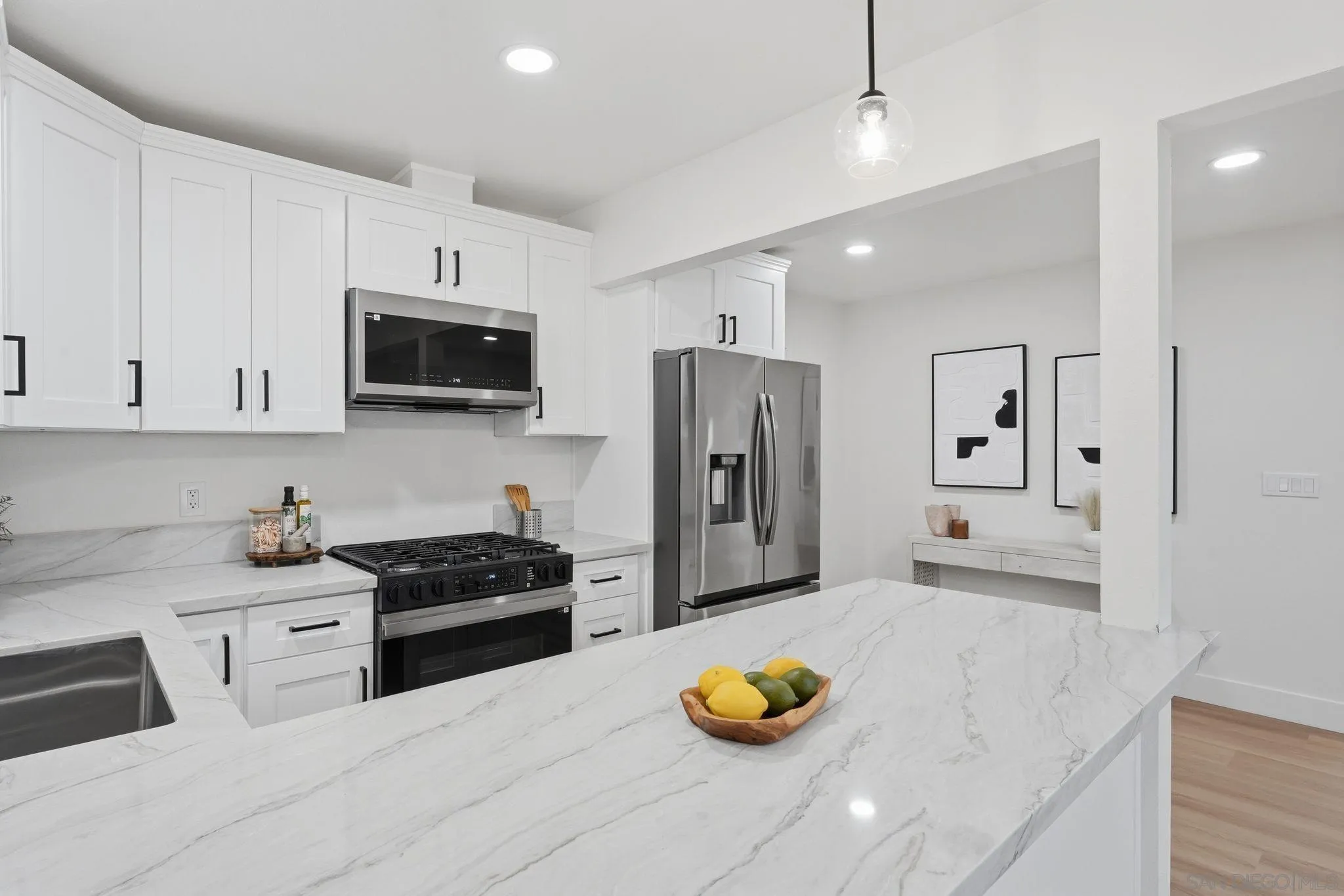 https://cdn.realtyfeed.com/cdn/127/260005041/bc981c081a2e036db8e98f500da5051e.webp
