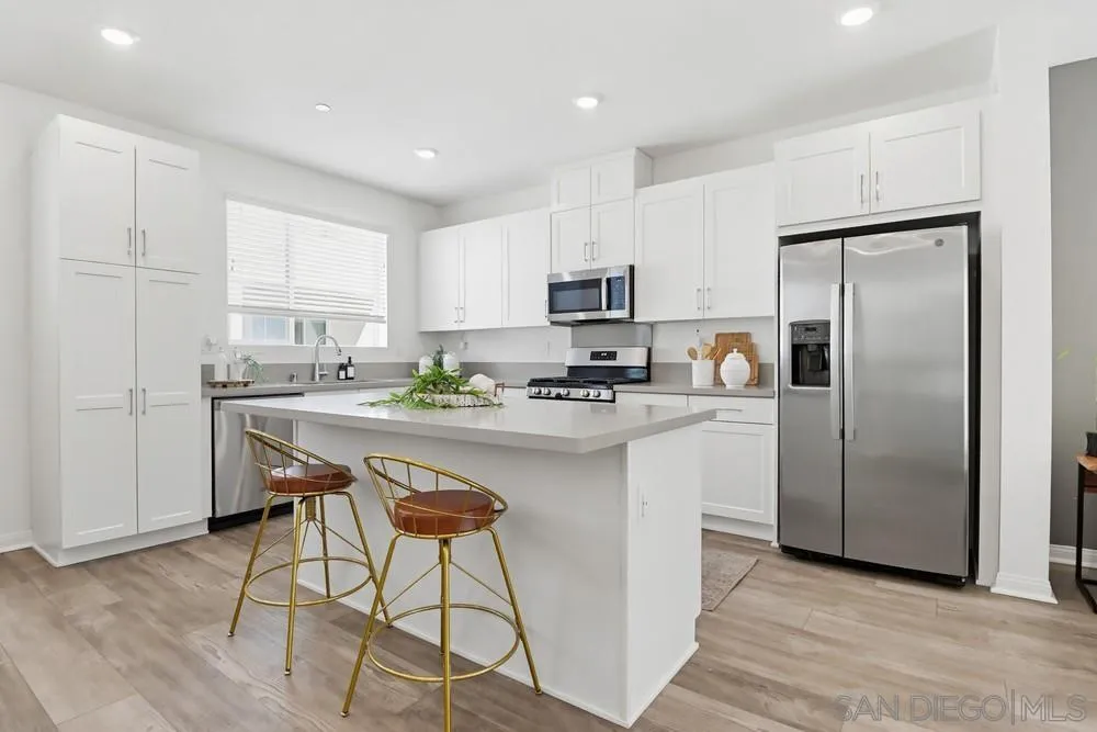 Photo #8: 260005043 Listing: Photo #8