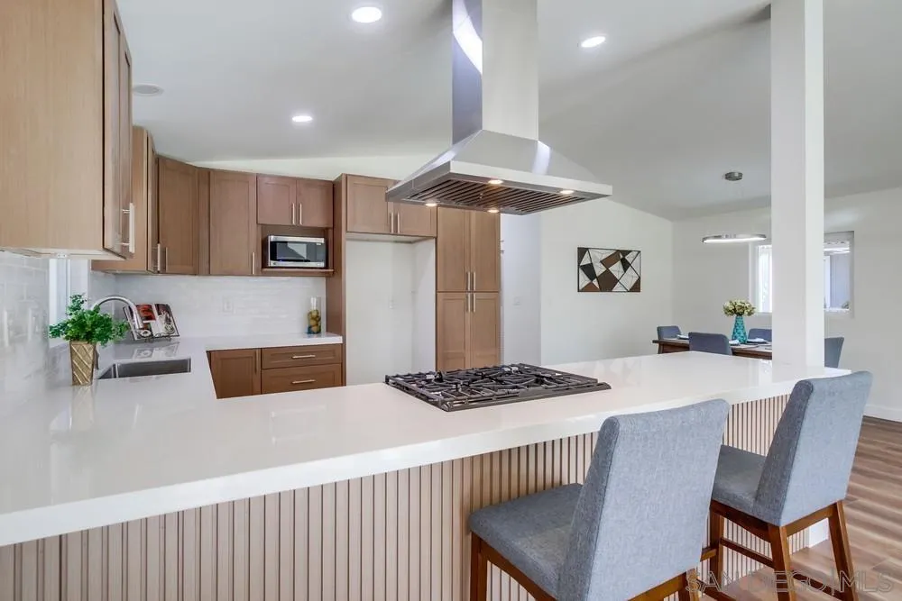 https://cdn.realtyfeed.com/cdn/127/260005048/830031702859a42b87fda5c9076f8263.webp