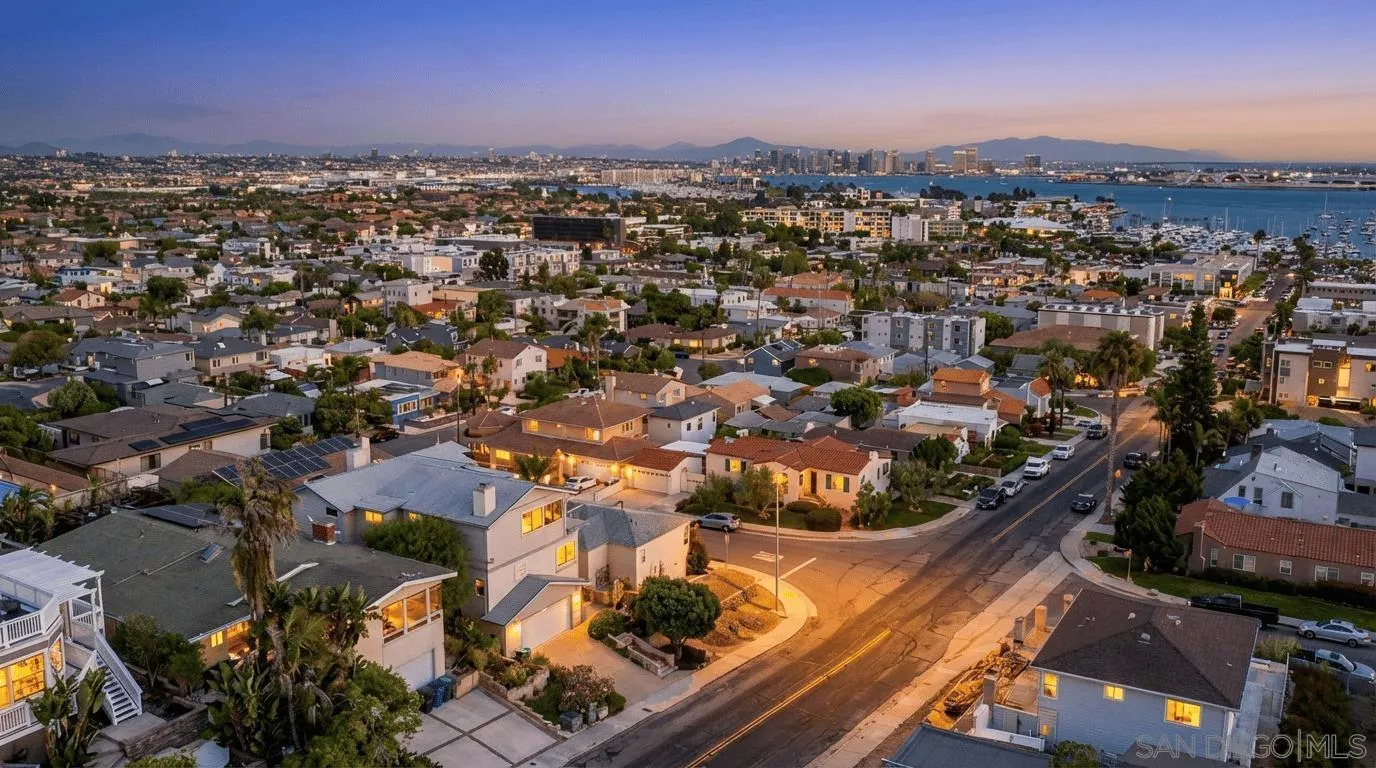 https://cdn.realtyfeed.com/cdn/127/260005052/c46f74a78652c51f7950998ce756b000.webp