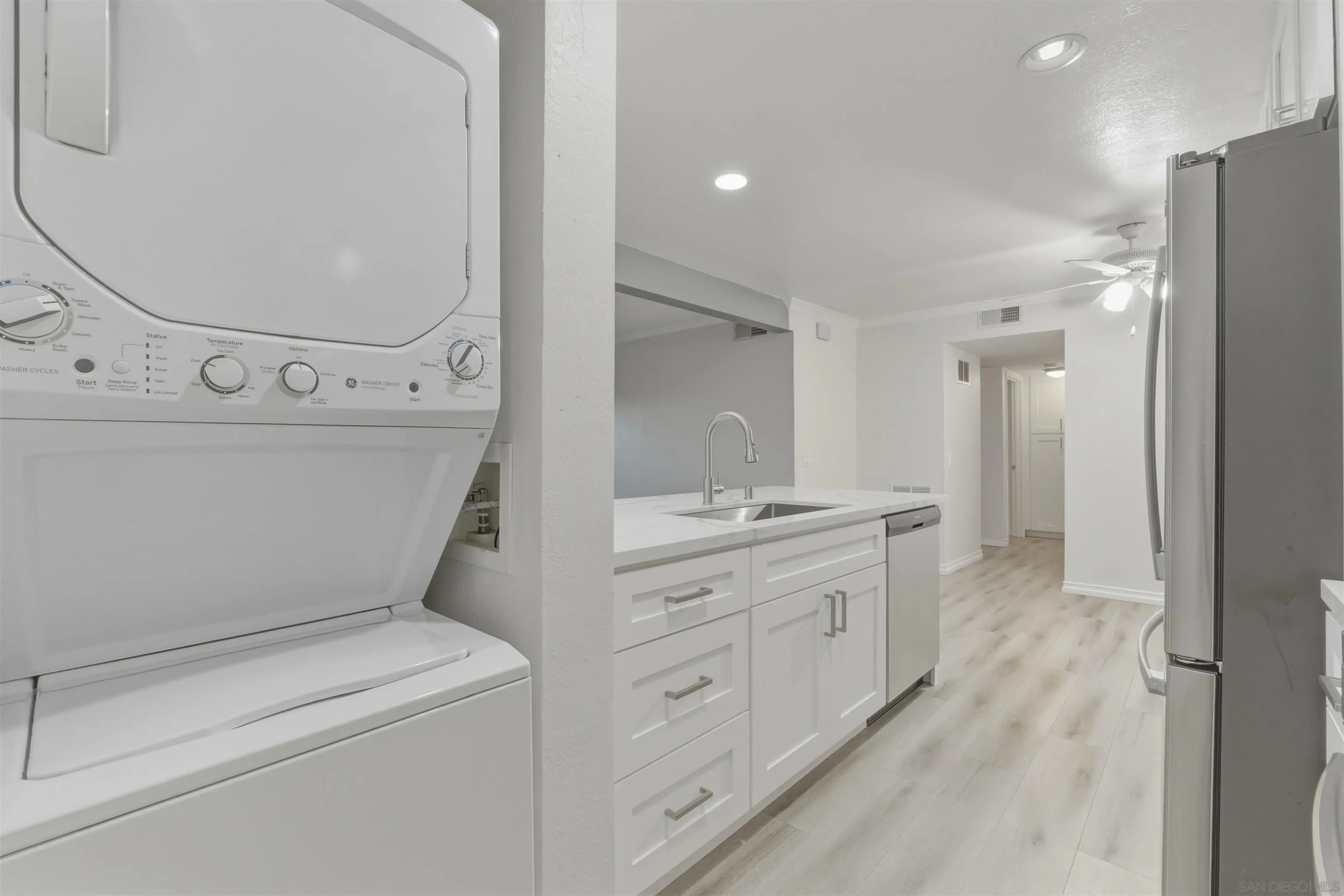 Photo #6: 260005054 Listing: Photo #6