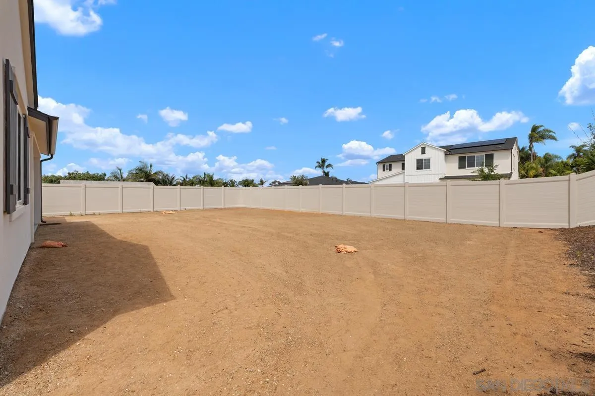 https://cdn.realtyfeed.com/cdn/127/260005058/0149be4bb0741442064ce39318213312.webp