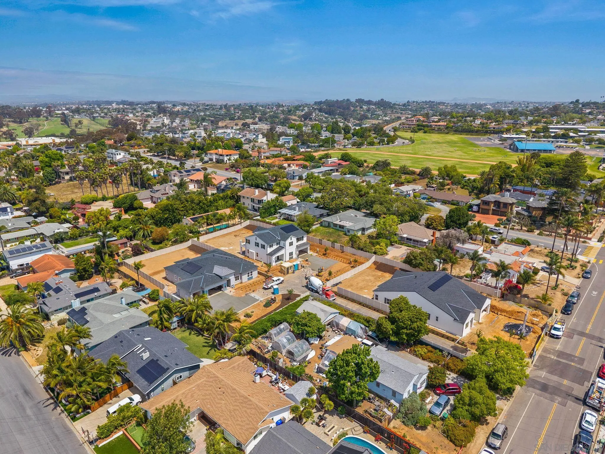 https://cdn.realtyfeed.com/cdn/127/260005058/0b5c6f77a04fd612779450cd69f467fa.webp
