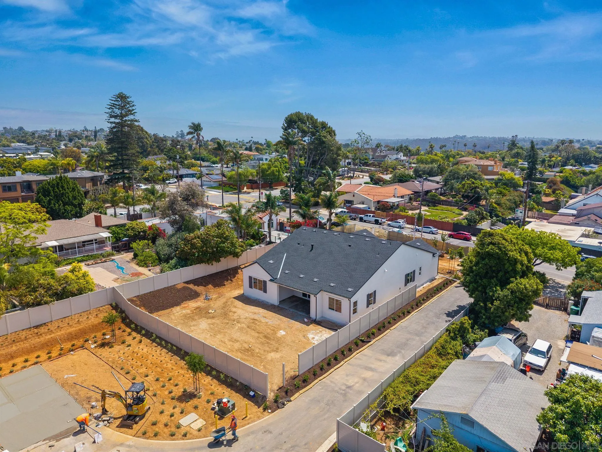 https://cdn.realtyfeed.com/cdn/127/260005058/3ed3334e14a5e48fe36abe003bcaee90.webp