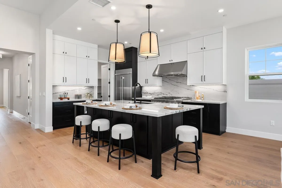 https://cdn.realtyfeed.com/cdn/127/260005058/5f1d5776b2685622c3ca6c14a8bee4cf.webp