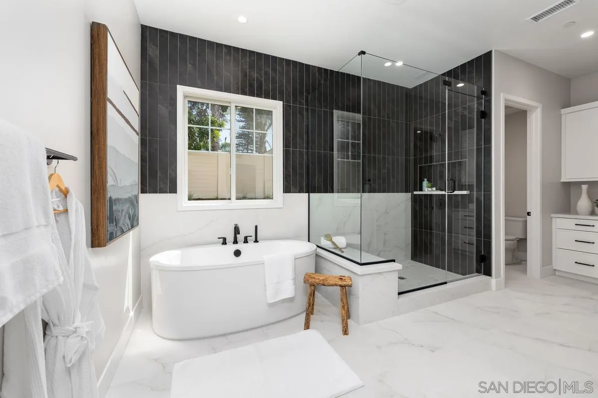 https://cdn.realtyfeed.com/cdn/127/260005058/a640c99a21aea9c8c1b778be7413854a.webp