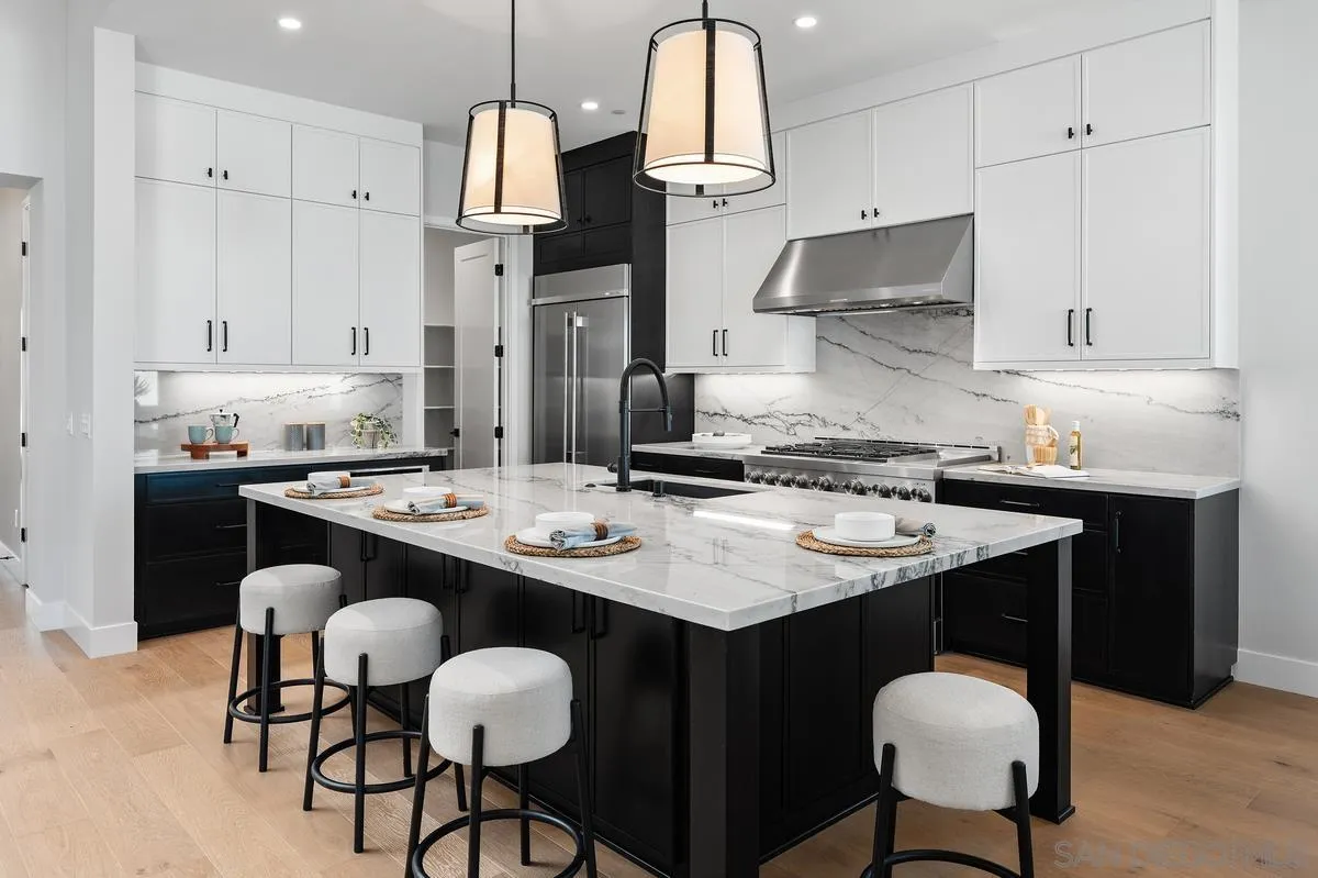 https://cdn.realtyfeed.com/cdn/127/260005058/e99cdca44a74a0c717370042f2367934.webp