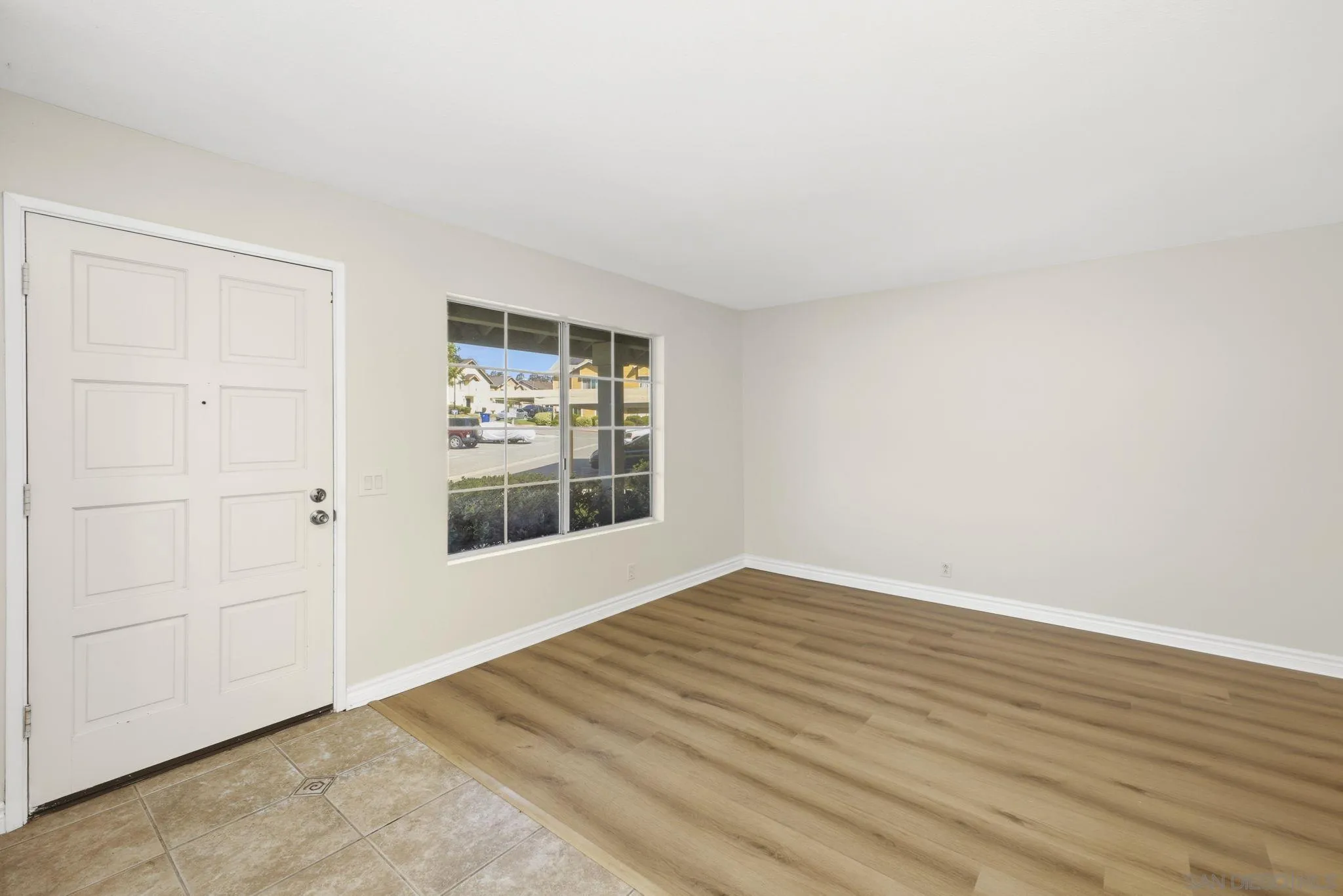 Photo #2: 260005059 Listing: Photo #2