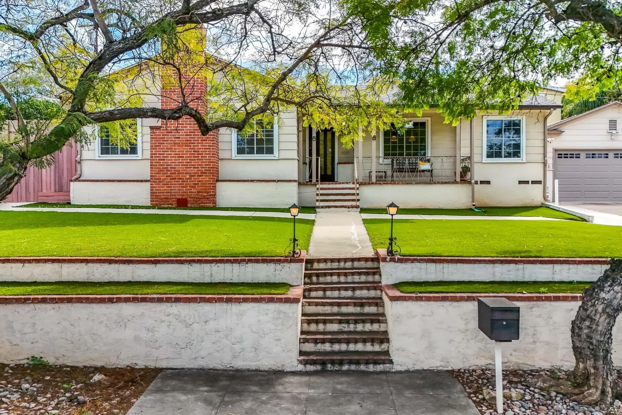 https://cdn.realtyfeed.com/cdn/127/260005060/84f7fff44e150c5b1e54d3e44a7aba5a.webp