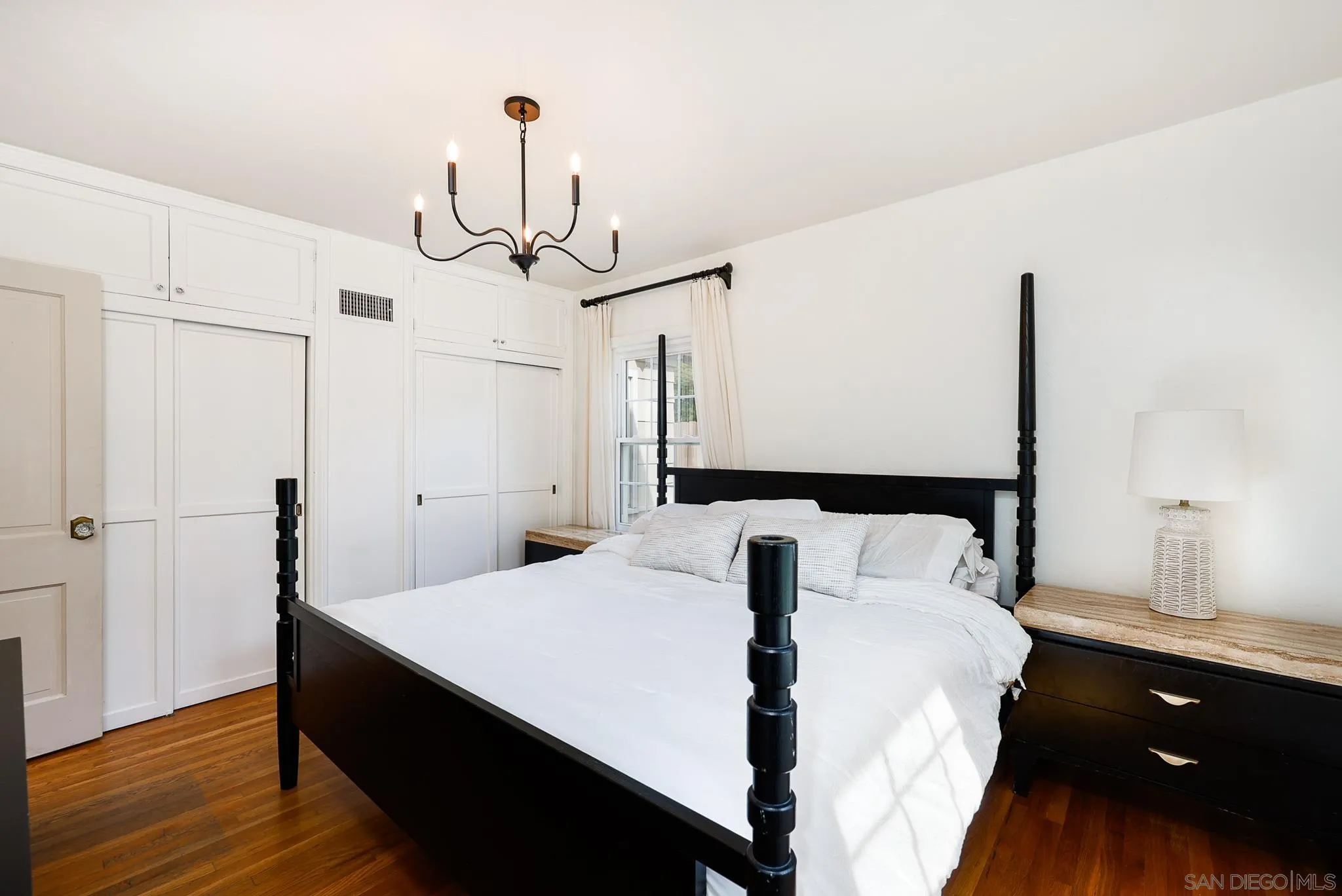 https://cdn.realtyfeed.com/cdn/127/260005060/97607715aeecc845e19bf340b0e1e49e.webp