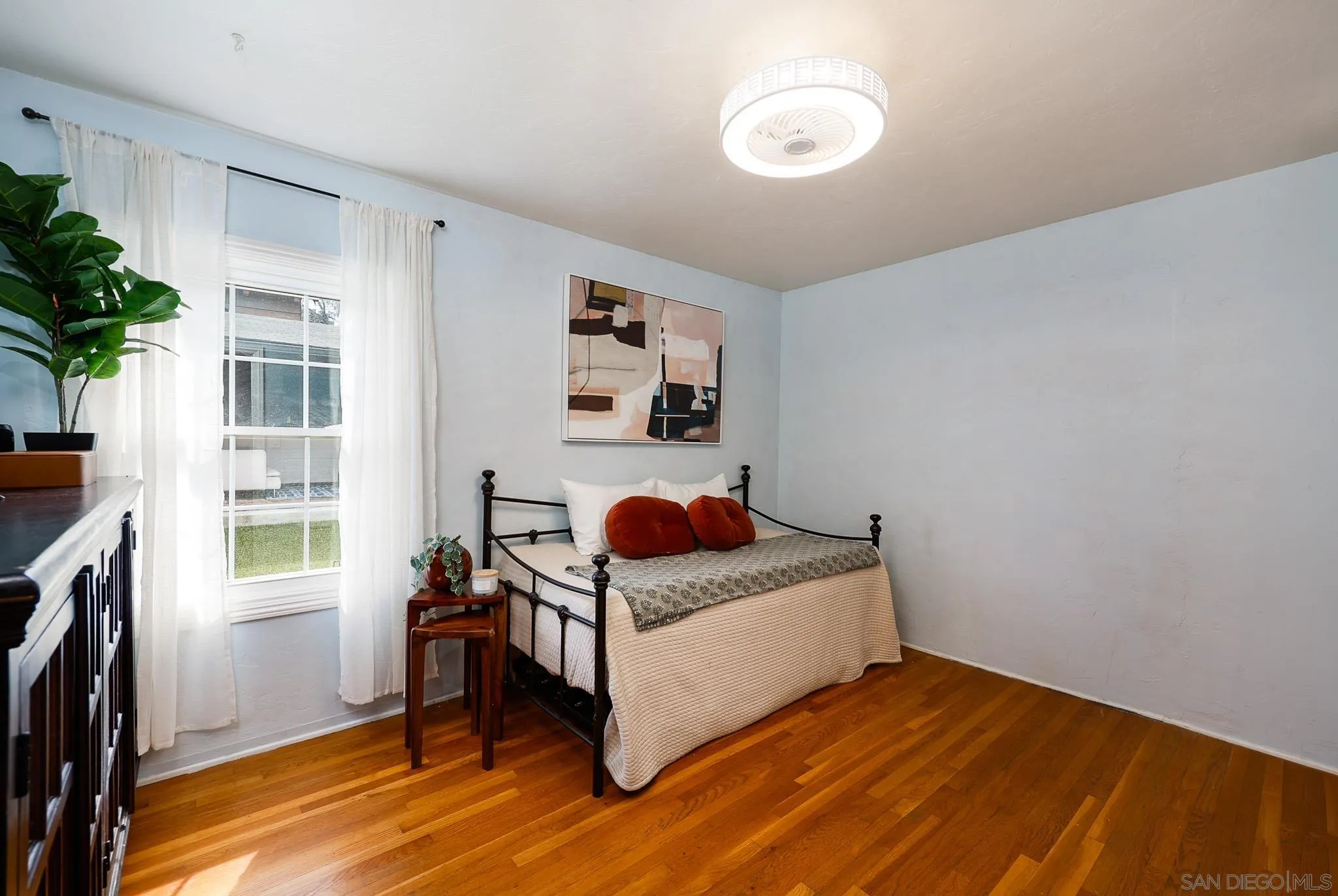https://cdn.realtyfeed.com/cdn/127/260005060/a3e72517c0e6283a0585450b7e51a533.webp