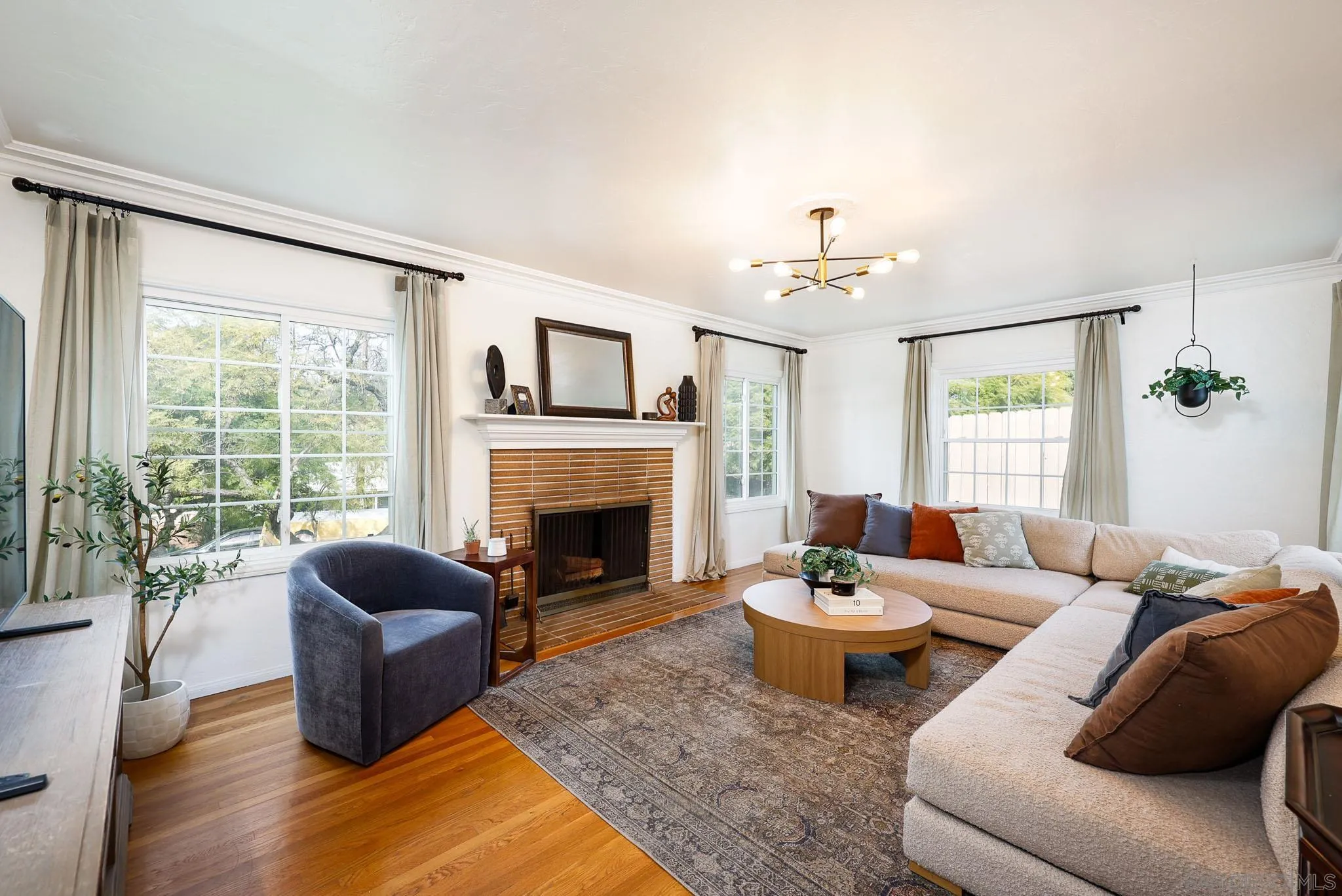 https://cdn.realtyfeed.com/cdn/127/260005060/e36c436463806370f18468dc6b013bea.webp