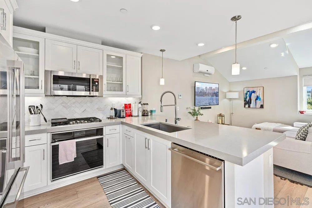 Photo #25: 260005065 Listing: Photo #25