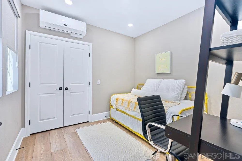 Photo #41: 260005065 Listing: Photo #41