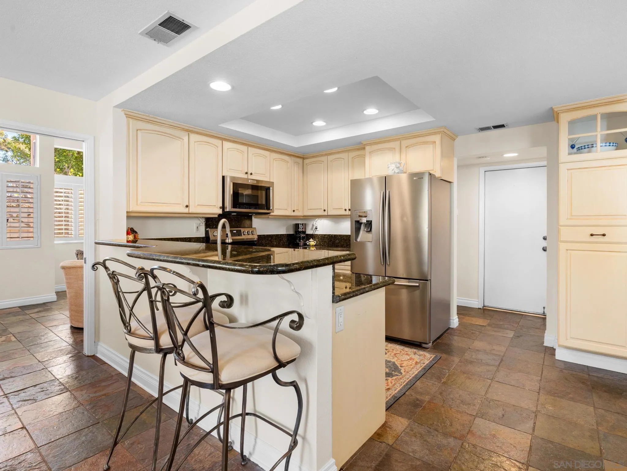 https://cdn.realtyfeed.com/cdn/127/260005067/efa8958a691a166f2706709b0336c684.webp