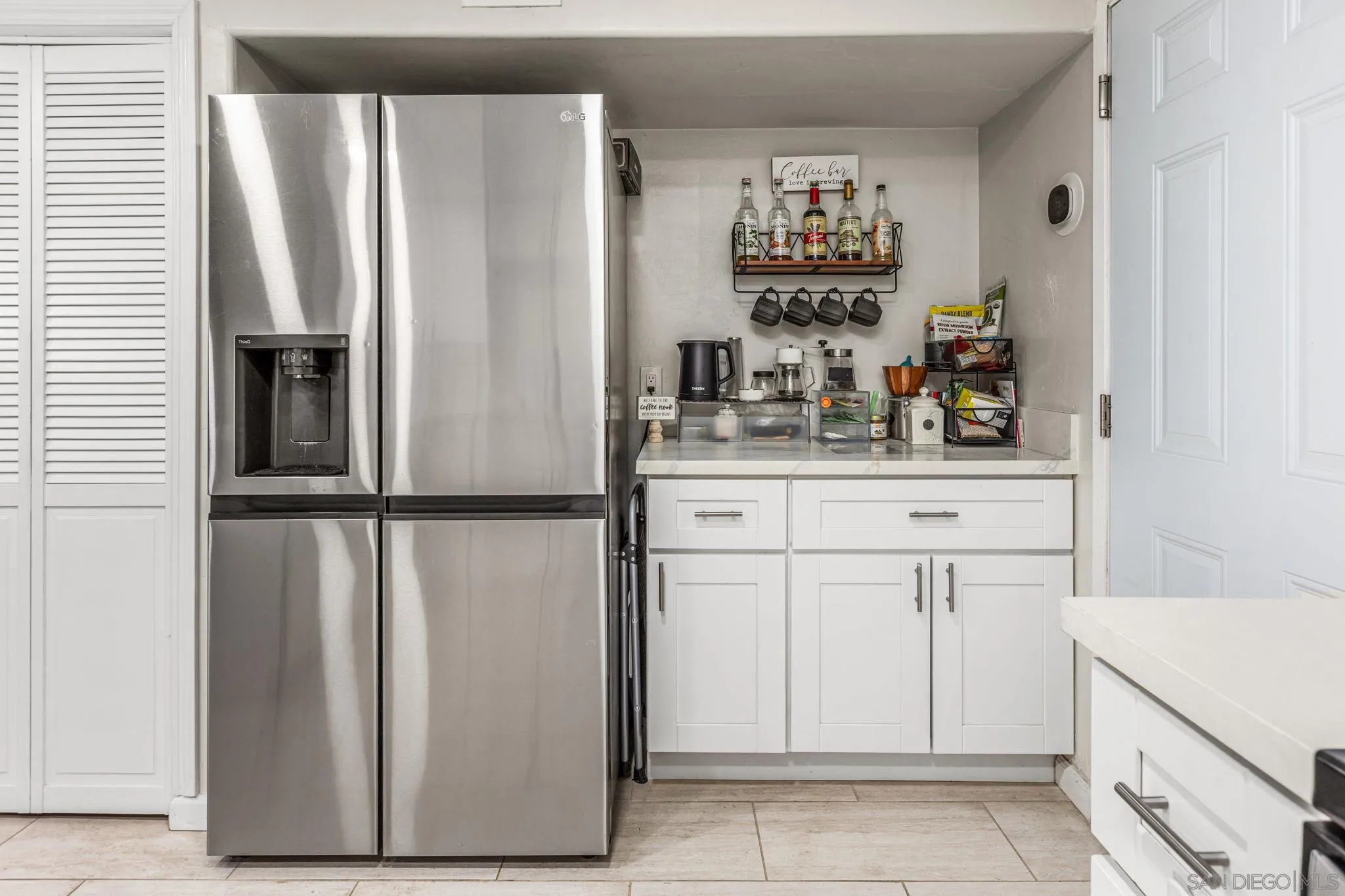 https://cdn.realtyfeed.com/cdn/127/260005070/a9a65de903de7ed364deace32eb24483.webp