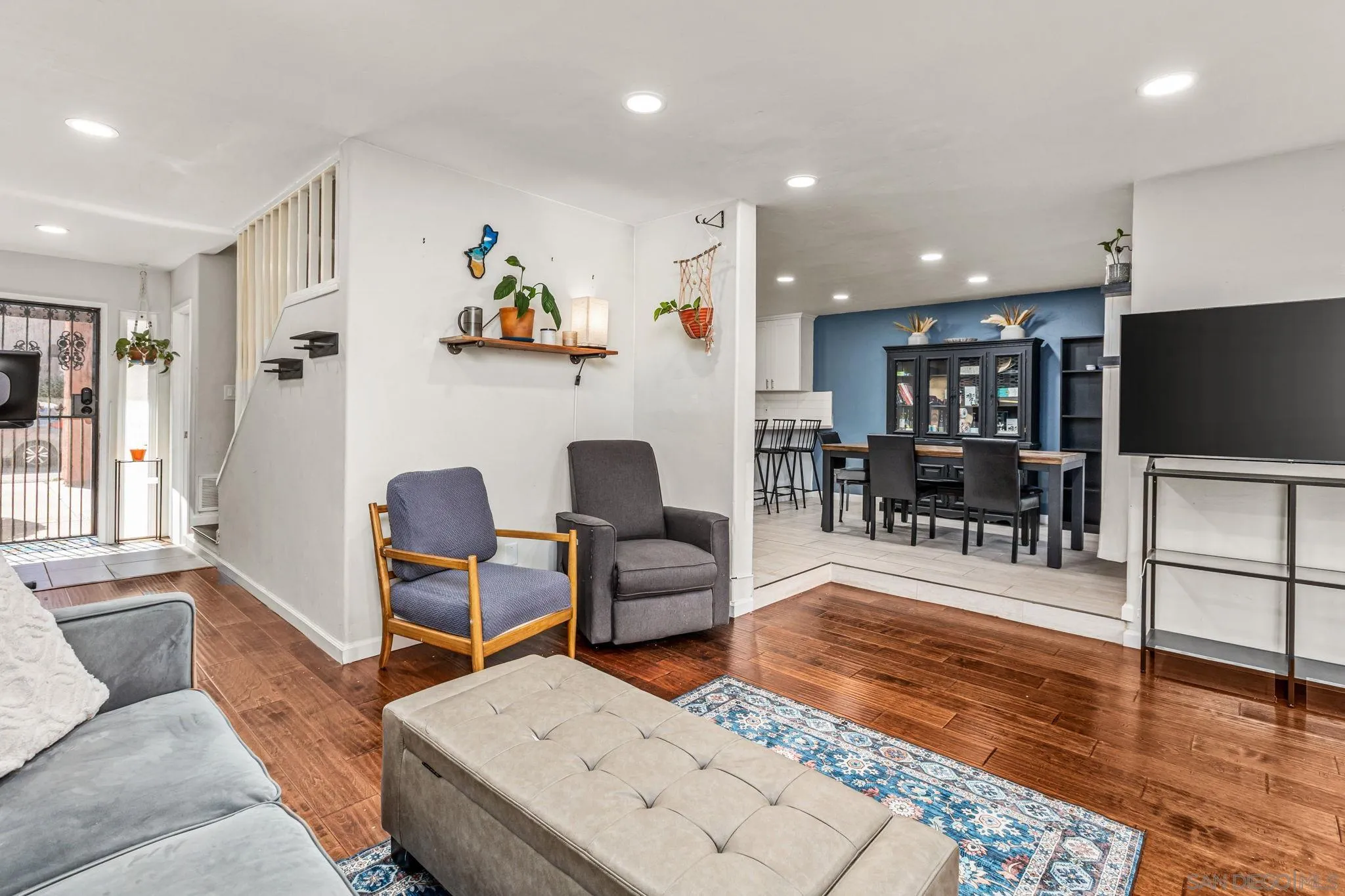 https://cdn.realtyfeed.com/cdn/127/260005070/cbd4b43c1d133ddd07299add09f298cf.webp