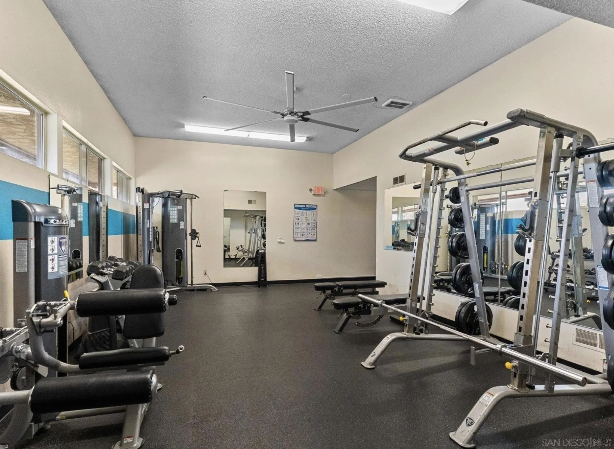 https://cdn.realtyfeed.com/cdn/127/260005077/37a513b332ae79e9f0deb452731570ad.webp