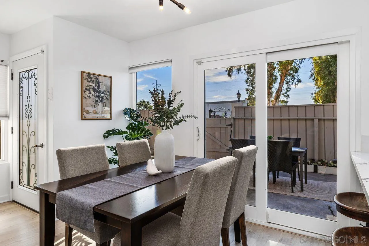 https://cdn.realtyfeed.com/cdn/127/260005077/817057b33655f187f2abeb131c4b7b79.webp