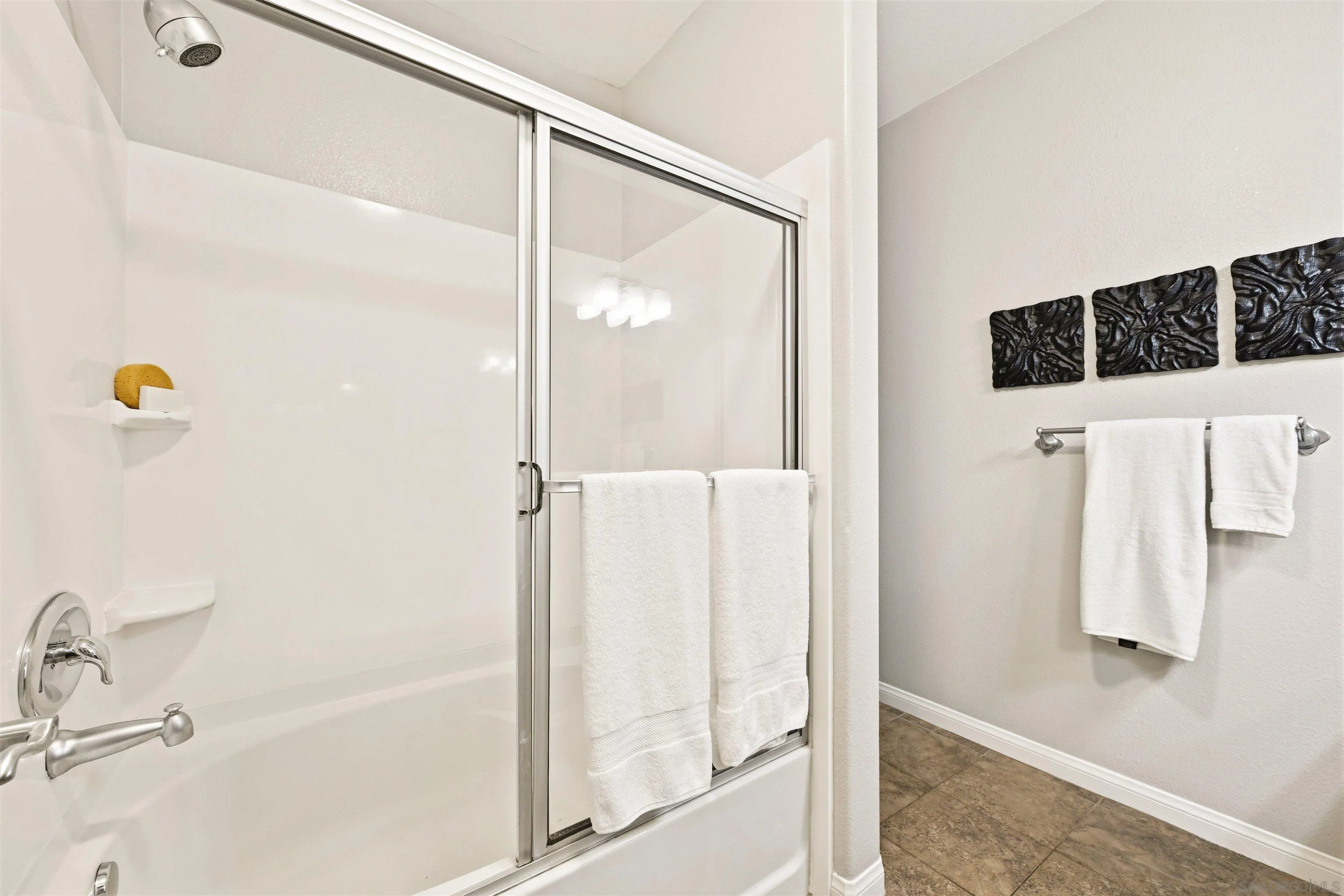 Photo #15: 260005081 Listing: Photo #15