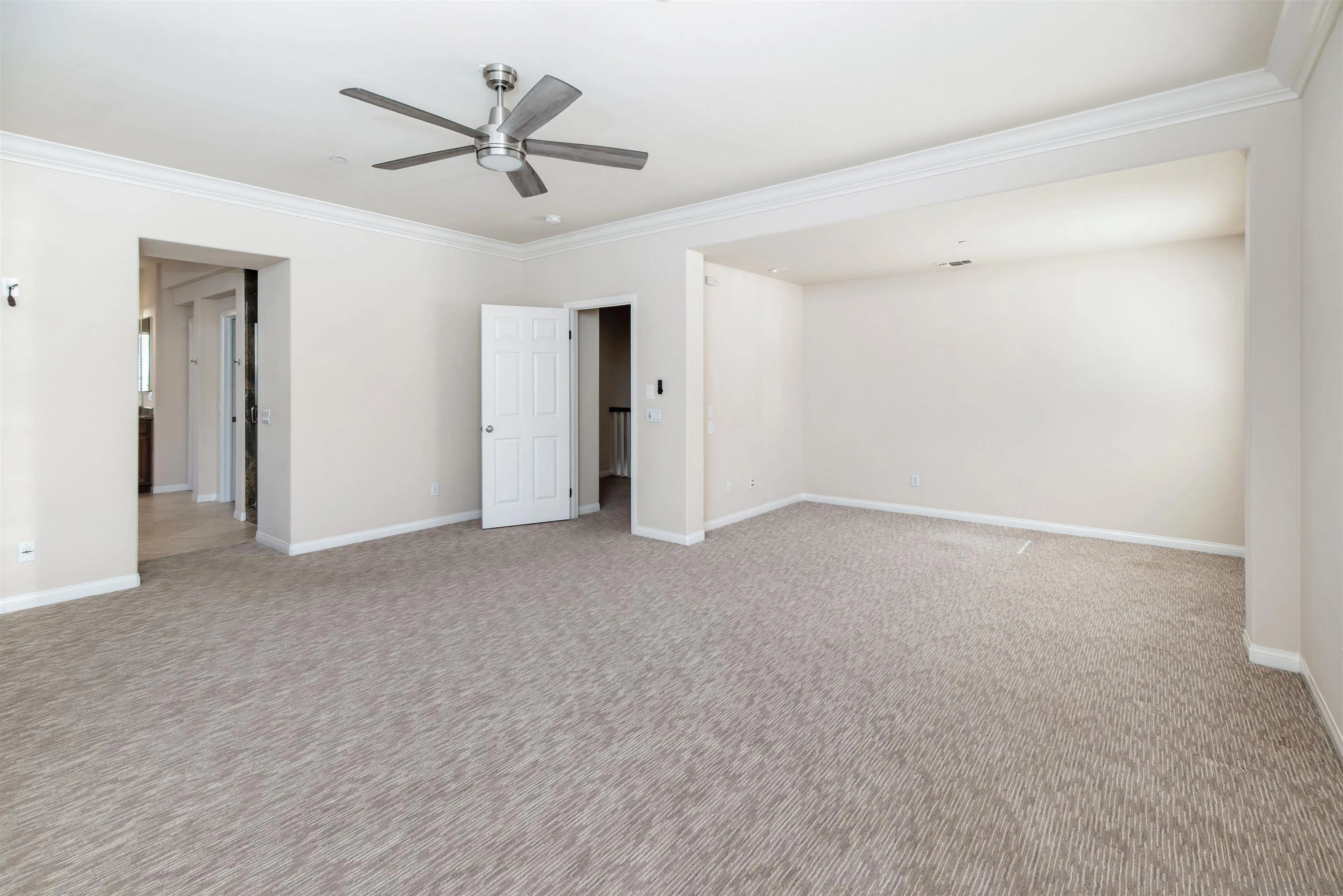 https://cdn.realtyfeed.com/cdn/127/260005089/a6a39c2553789e99f2f8f01b5689aeac.webp
