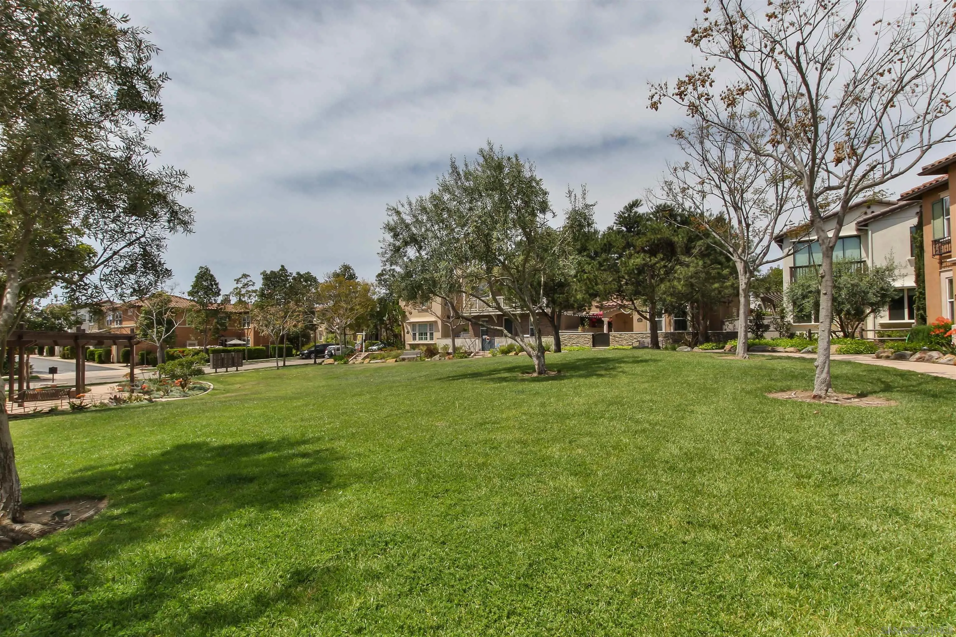 Photo #32: 260005090 Listing: Photo #32
