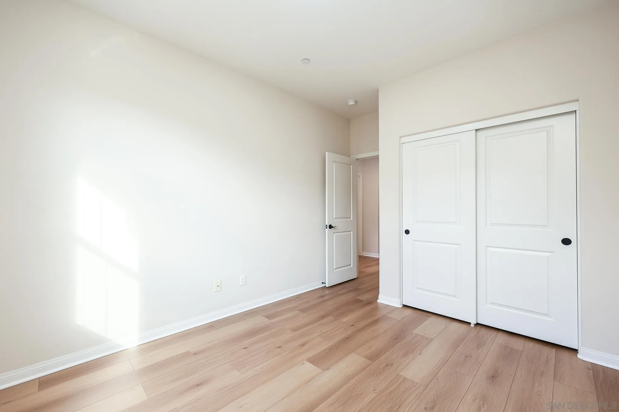 Photo #14: 260005090 Listing: Photo #14