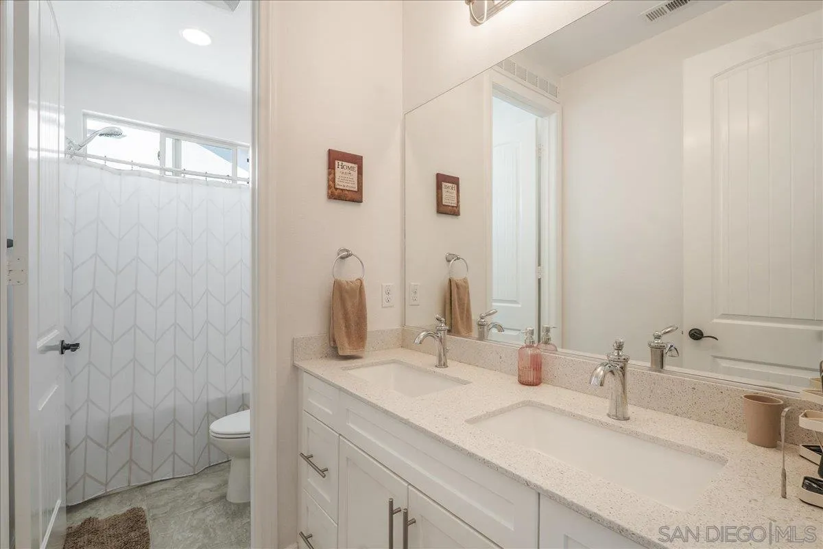 https://cdn.realtyfeed.com/cdn/127/260005098/6cff09bc5b681d50afa338377364b732.webp