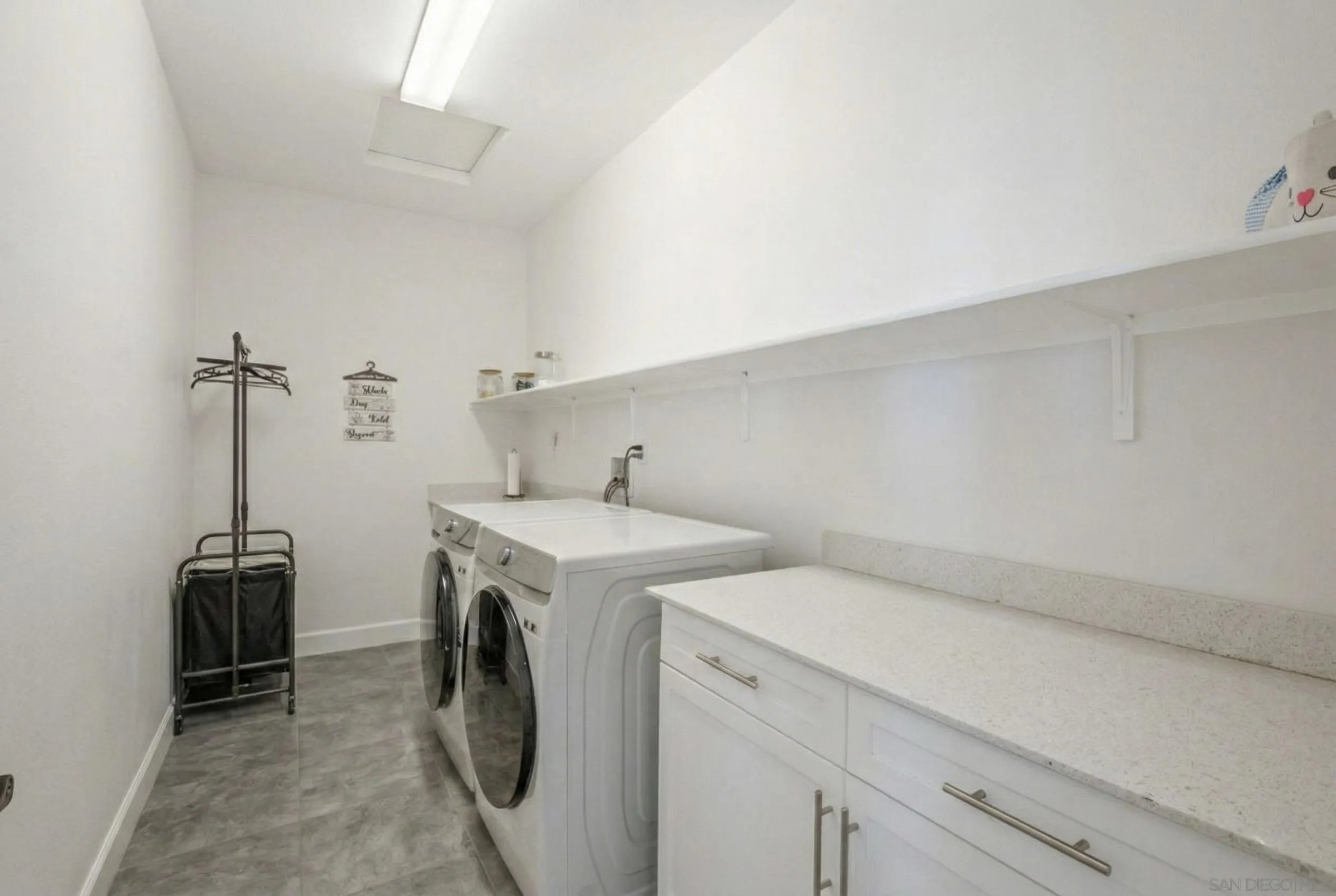 https://cdn.realtyfeed.com/cdn/127/260005098/fe9171a0ad06ac08a13ac2ee532f1ec2.webp