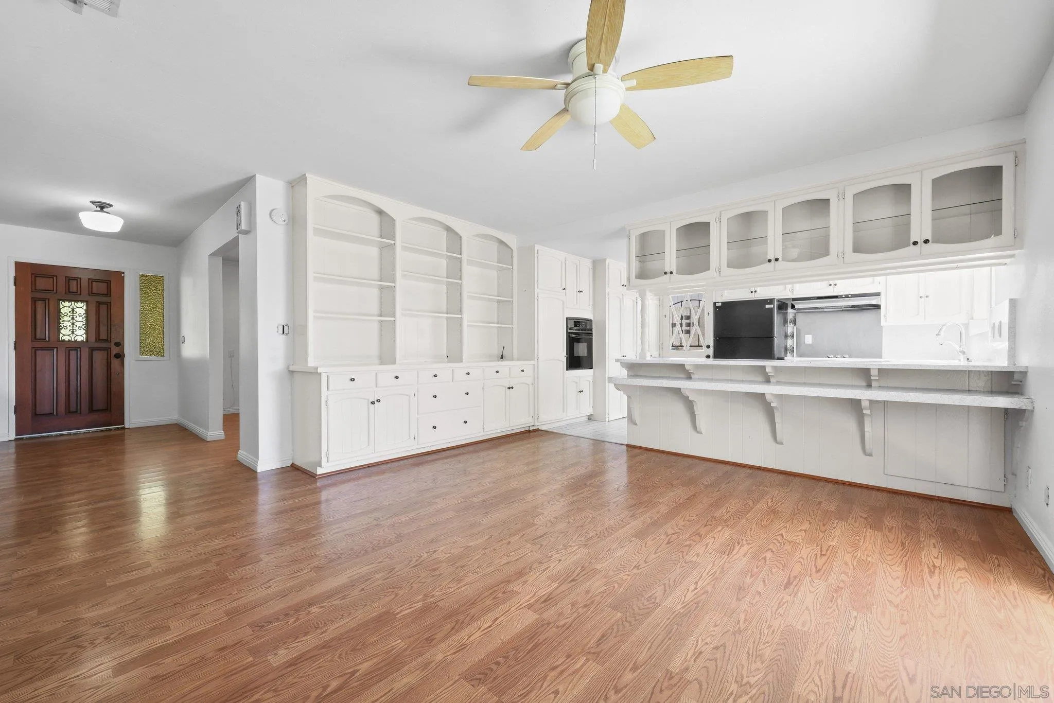 https://cdn.realtyfeed.com/cdn/127/260005101/2b687975a8254d54259b1c28921174ac.webp