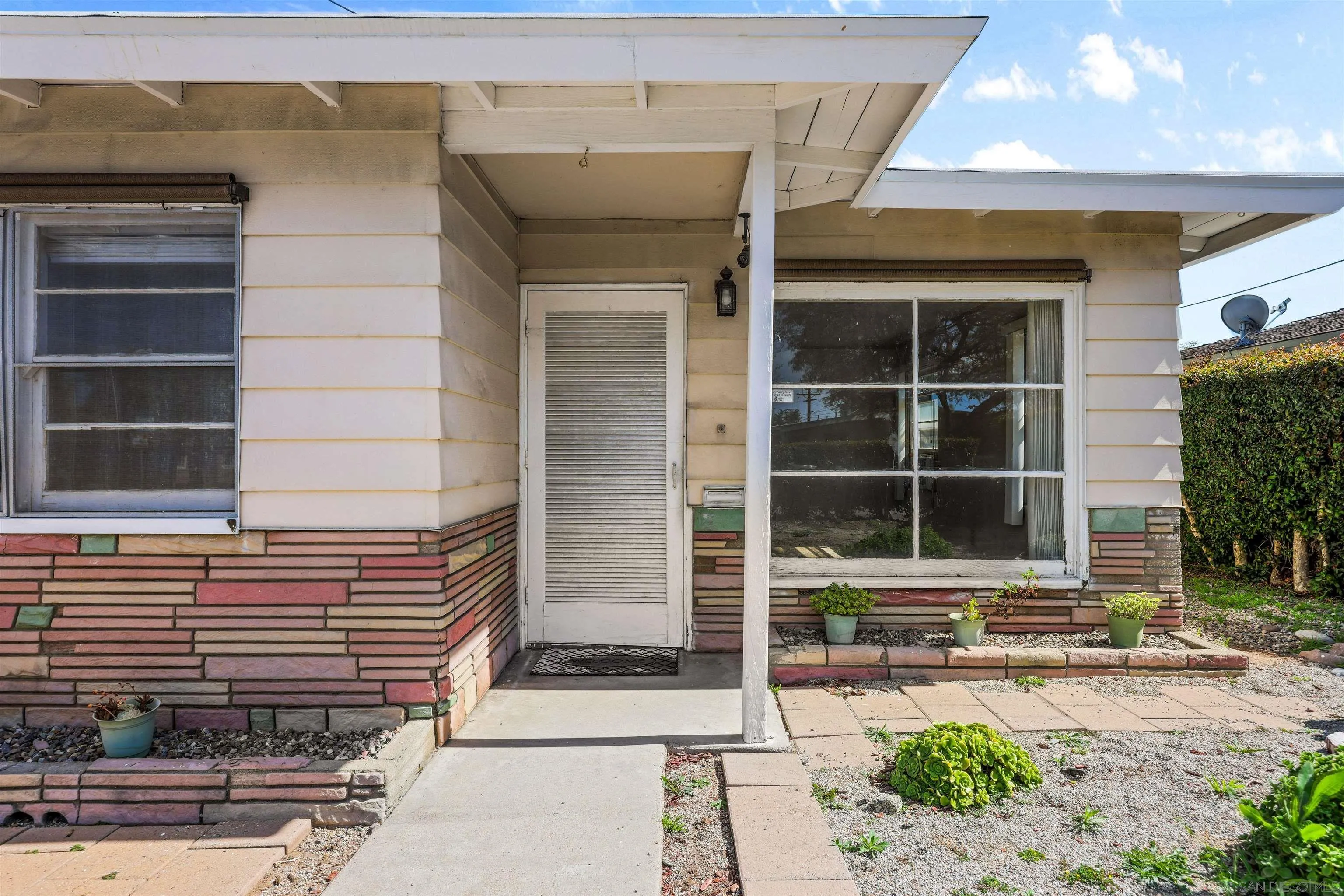 https://cdn.realtyfeed.com/cdn/127/260005104/0754330cc2fecb198e5cc9584c5e8cd6.webp