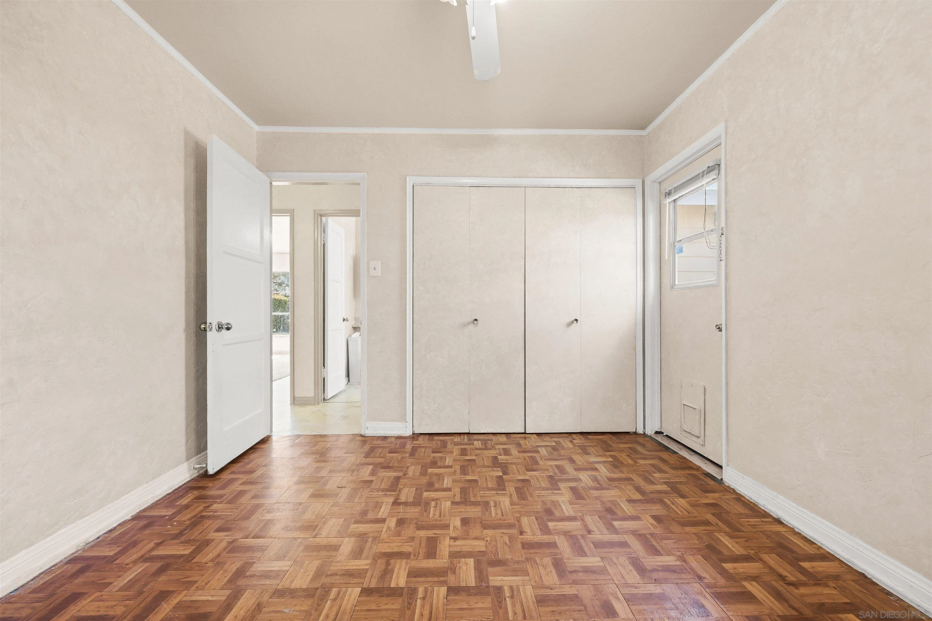 https://cdn.realtyfeed.com/cdn/127/260005104/ee9bb24036456a81818fc0901ab83a61.webp