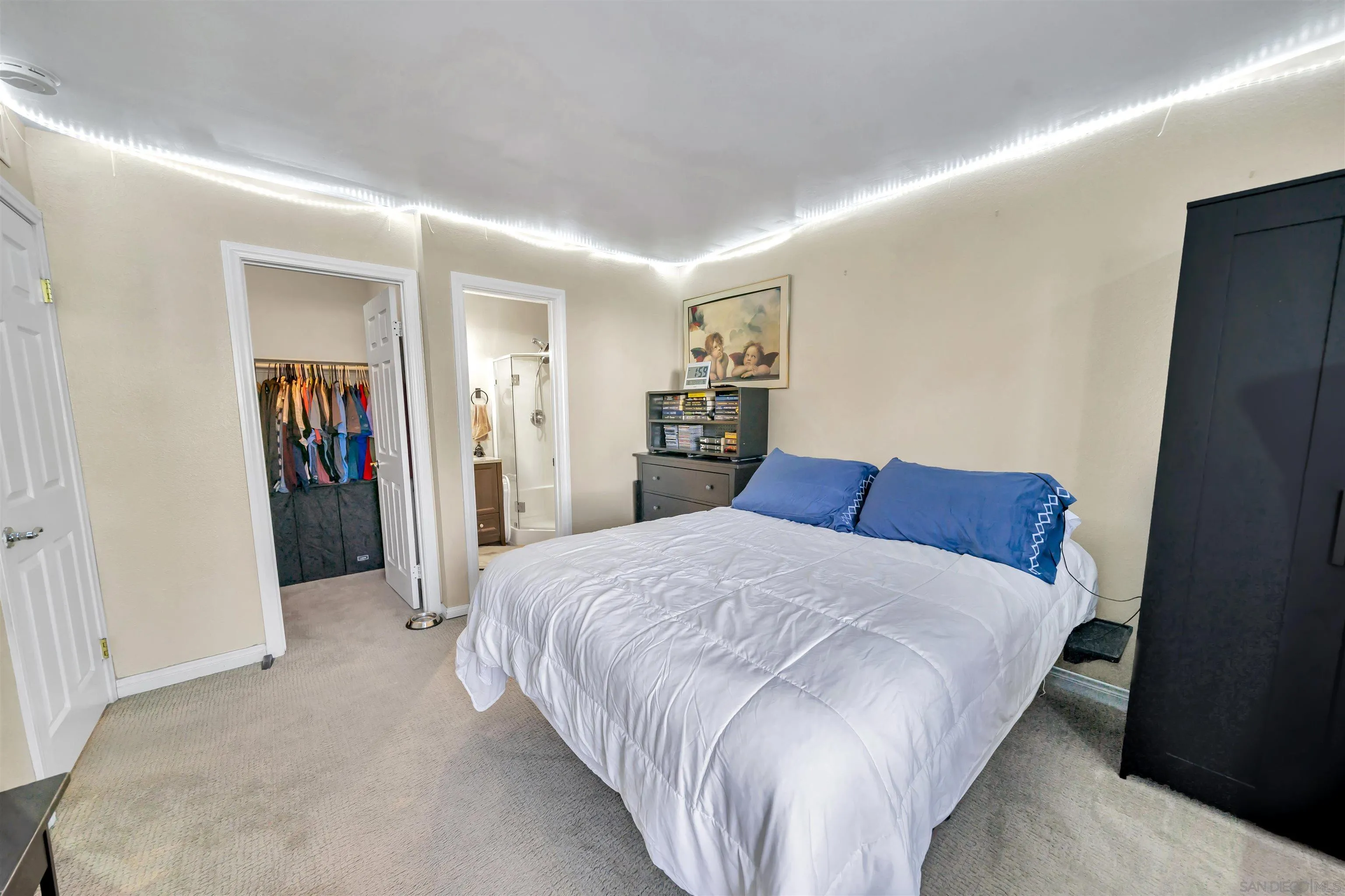 Photo #8: 260005114 Listing: Photo #8